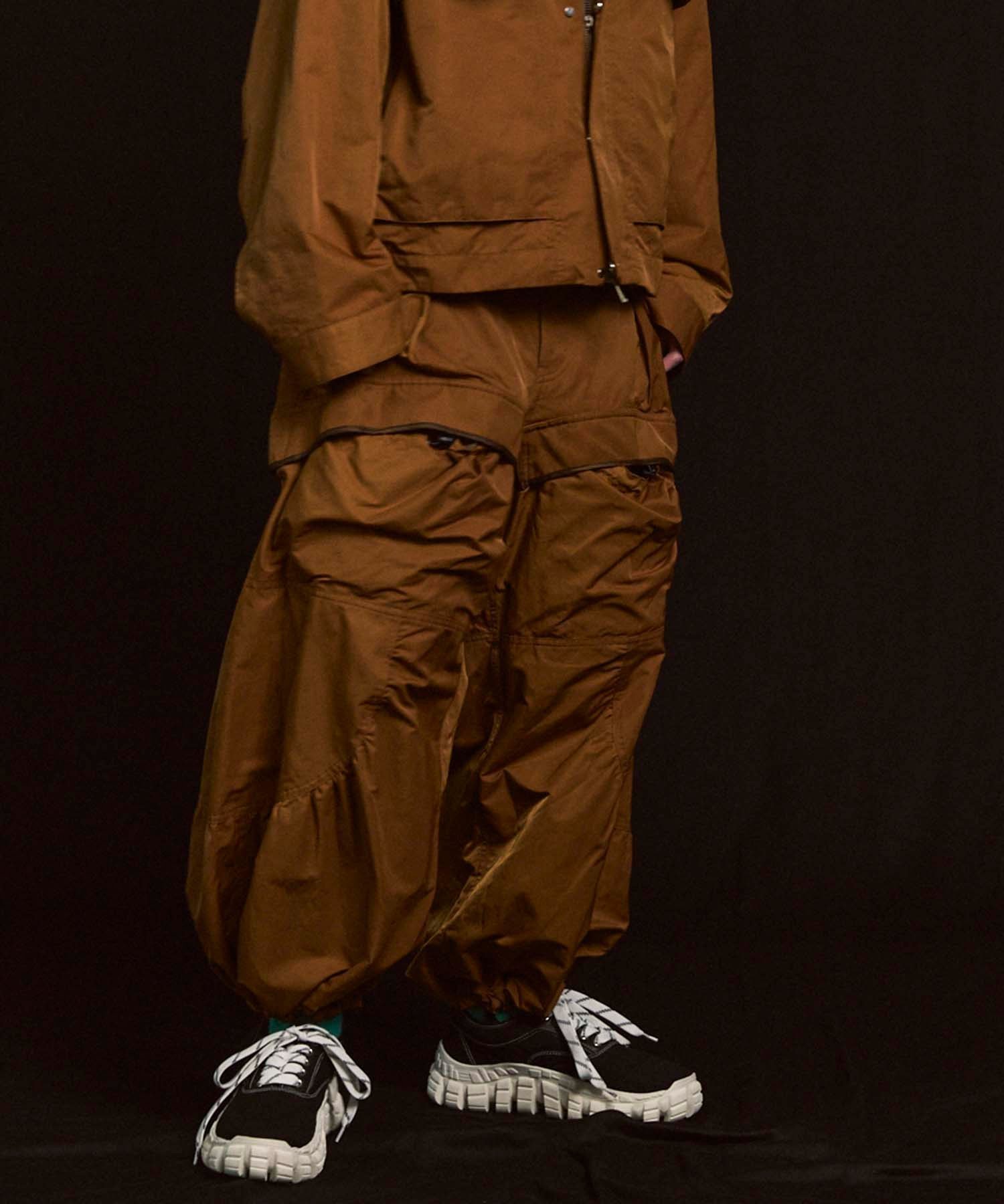 【メゾンスペシャル/MAISON SPECIAL】のGather Curved Switching Wide Pants インテリア・キッズ・メンズ・レディースファッション・服の通販 founy(ファニー) ファッション Fashion レディースファッション Fashion for Women パンツ Pants & Trousers アウトドア Outdoor Clothing ギャザー Gathered, Ruffled 切替 Switching, Contrast Panel ドローコード Drawcord, Drawstring Cord パターン Pattern, Design Print フラップ Flap, Flap Pocket フロント Front, Front Design ワイド Wide, Wide Fit おすすめ Recommended / Our Picks エレガント 上品 Elegant CML|ID: prp329100004806824 ipo3291000000034880656