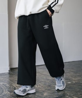 【ロッキーモンロー/Rocky Monroe】のUMBRO 別注コラボ裏起毛ロゴ刺繍イージーワイドスウェットパンツ 人気、トレンドファッション・服の通販 founy(ファニー) ファッション Fashion レディースファッション Fashion for Women パンツ Pants & Trousers コラボ Collaboration, Collab シンプル Simple, Minimal スウェット / スエット Sweatshirt, Sweatwear ストレート Straight, Straight Cut スポーツ Sports, Activewear ドローコード Drawcord, Drawstring Cord 別注 Limited Edition, Custom Order メンズ Men's, Menswear リラックス Relax, Relaxed Fit ワイド Wide, Wide Fit ワンポイント One Point, Statement Accent おすすめ Recommended / Our Picks |ID:prp329100004806840