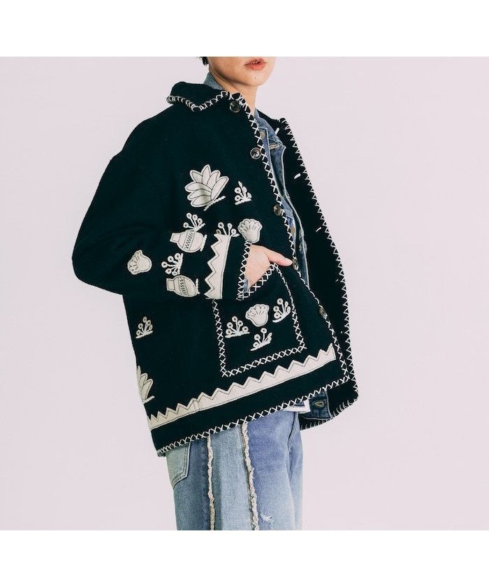 【フリークスストア/FREAK'S STORE】のインド刺繍 ウール メキシカン ジャケット 25AW インテリア・キッズ・メンズ・レディースファッション・服の通販 founy(ファニー) ファッション Fashion レディースファッション Fashion for Women アウター Coat / Outerwear Collection レディースジャケット・軽アウター Jackets 2025年 2025 2025-2026秋冬・A/W Autumn/Winter 2025–26 AW25–26 冬 Winter / This Winter おすすめ Recommended / Our Picks インド Indian Textile コレクション Collection, Seasonal Line ジャケット Jacket, Outerwear ハンド Hand, Handmade フェルト Felt, Felt Fabric 再入荷 Restock / Back in Stock A/W・秋冬 Autumn/Winter ブラック|ID: prp329100004806844 ipo3291000000034880793