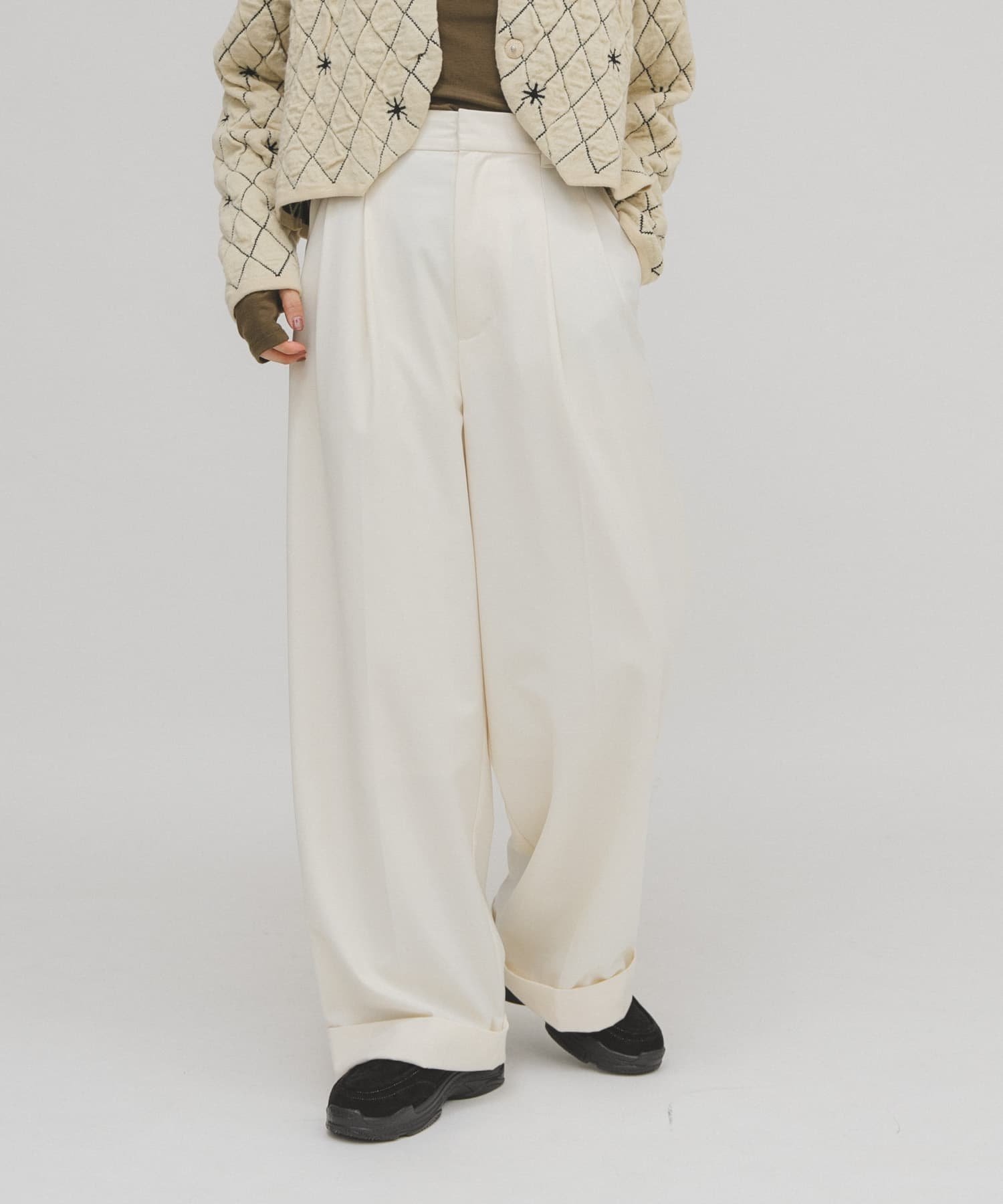 【ケービーエフ/KBF / URBAN RESEARCH】のセンタープレスストレートパンツ 人気、トレンドファッション・服の通販 founy(ファニー) ファッション Fashion レディースファッション Fashion for Women パンツ Pants & Trousers 2025年 2025 2025-2026秋冬・A/W Autumn/Winter 2025–26 AW25–26 冬 Winter / This Winter クラシック Classic, Timeless Style スラックス Slacks, Dress Pants ダブル Double, Double-Breasted ベーシック Basic, Essential A/W・秋冬 Autumn/Winter other-1|ID: prp329100004806856 ipo3291000000034880907