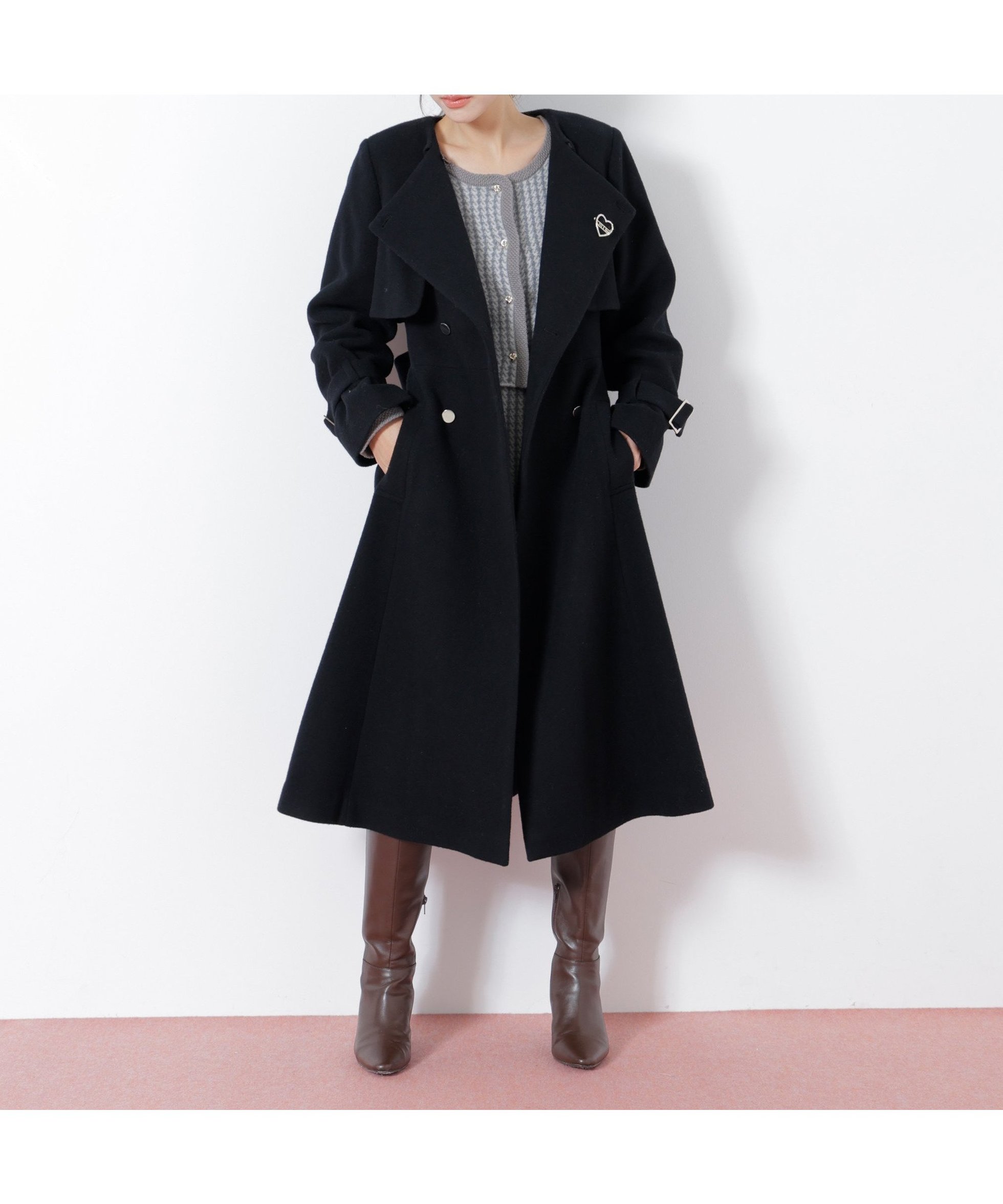 【ジルバイジルスチュアート/JILL by JILLSTUART】のノーカラードレストレンチコート インテリア・キッズ・メンズ・レディースファッション・服の通販 founy(ファニー) ファッション Fashion レディースファッション Fashion for Women アウター Coat / Outerwear Collection コート・ロングコート・ピーコート Long Coats, Peacoats & More トレンチコート / 春秋の定番アウター Trench Coats ワンピース Dresses フォーマル・パーティードレス・結婚式用ドレス Elegant & Casual Dresses スマート Smart, Elegant フェミニン Feminine, Girly メタル Metal, Metal Parts エレガント 上品 Elegant ブラック|ID: prp329100004806894 ipo3291000000034881116