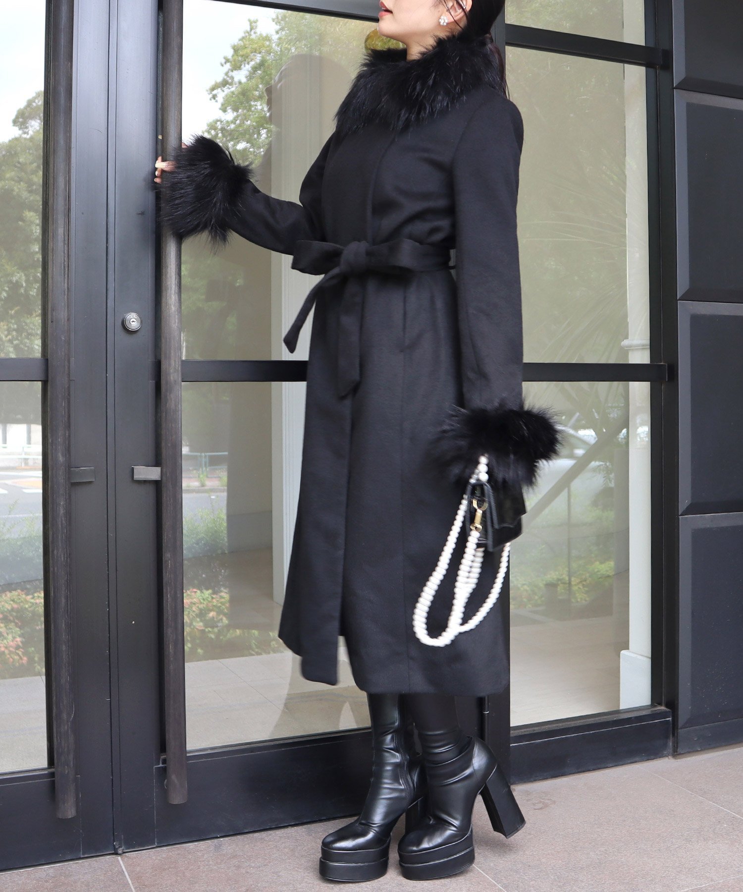 【ロイヤルパーティー/ROYAL PARTY】のウールガウンコート インテリア・キッズ・メンズ・レディースファッション・服の通販 founy(ファニー) ファッション Fashion レディースファッション Fashion for Women アウター Coat / Outerwear Collection コート・ロングコート・ピーコート Long Coats, Peacoats & More ガウン Gown, Robe フォックス Fox, Fox Fur 今季 This Season, Current Season ブラック|ID: prp329100004806937 ipo3291000000034881417