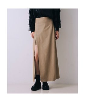 【セルフィスト/SELFIST】のショートパンツ付きスリットロングスカート 人気、トレンドファッション・服の通販 founy(ファニー) ファッション Fashion レディースファッション Fashion for Women スカート Skirts ロングスカート Long Skirts / Maxi & Midi Skirts パンツ Pants & Trousers ショートパンツ・ハーフパンツ High-Waisted & Relaxed Shorts カットソー Cut and Sewn Top ショート Short, Short Length スニーカー Sneakers, Trainers スリット Slit, Slit Detail ダウン Down, Puffer トレンド Trend, Trending Now ビスチェ Bustier, Corset Top |ID:prp329100004806944