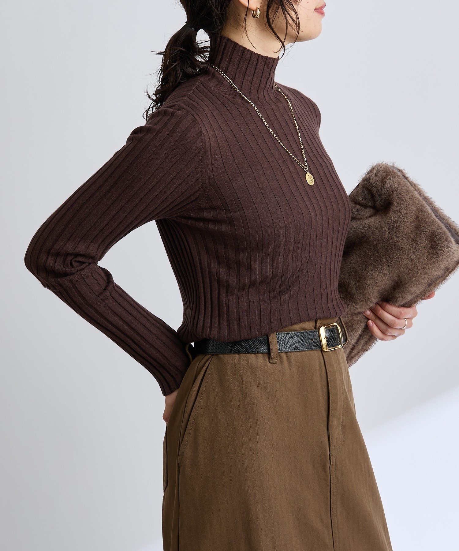 【リヴドロワ/RIVE DROITE】の【新色追加・リバイバル】シルクカシミヤリブニット インテリア・キッズ・メンズ・レディースファッション・服の通販 founy(ファニー) ファッション Fashion レディースファッション Fashion for Women トップス・カットソー Cut & Sew Tops ニット Knit Tops & Sweaters シルク Silk, 100% Silk なめらか Smooth, Silky Texture 人気 Popular, Best Seller リブニット Rib Knit, Ribbed Knit 再入荷 Restock / Back in Stock おすすめ Recommended / Our Picks エレガント 上品 Elegant ブラウン|ID: prp329100004806985 ipo3291000000034881841