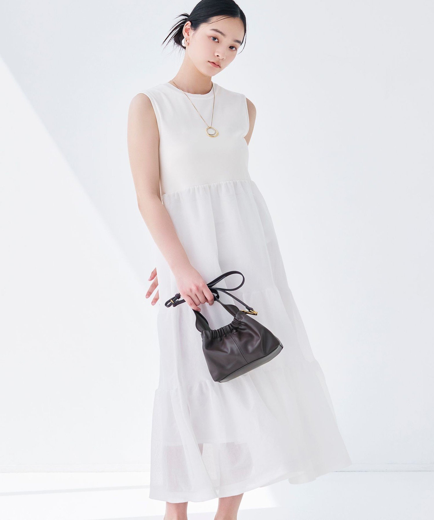 【ビアンカ/BIANCA】の【着回し抜群】ニットコンビワンピース インテリア・キッズ・メンズ・レディースファッション・服の通販 founy(ファニー) 　ファッション　Fashion　レディースファッション　Fashion for Women　ワンピース　Dresses　アンダー　Underwear Essentials　エレガント 上品　Elegant　春　Spring　秋　Autumn　カットソー　Cut and Sewn Top　シアー　Sheer, See-Through　ストレッチ　Stretch, Stretchy Fabric　ティアードワンピース　Tiered Dress, Flared Dress　ドレープ　Drape, Draping Fabric　ファブリック　Fabric, Textile　ボトム　Bottoms, Lower Wear　おすすめ　Recommended / Our Picks　夏　Summer　オフホワイト|ID: prp329100004807045 ipo3291000000034882340