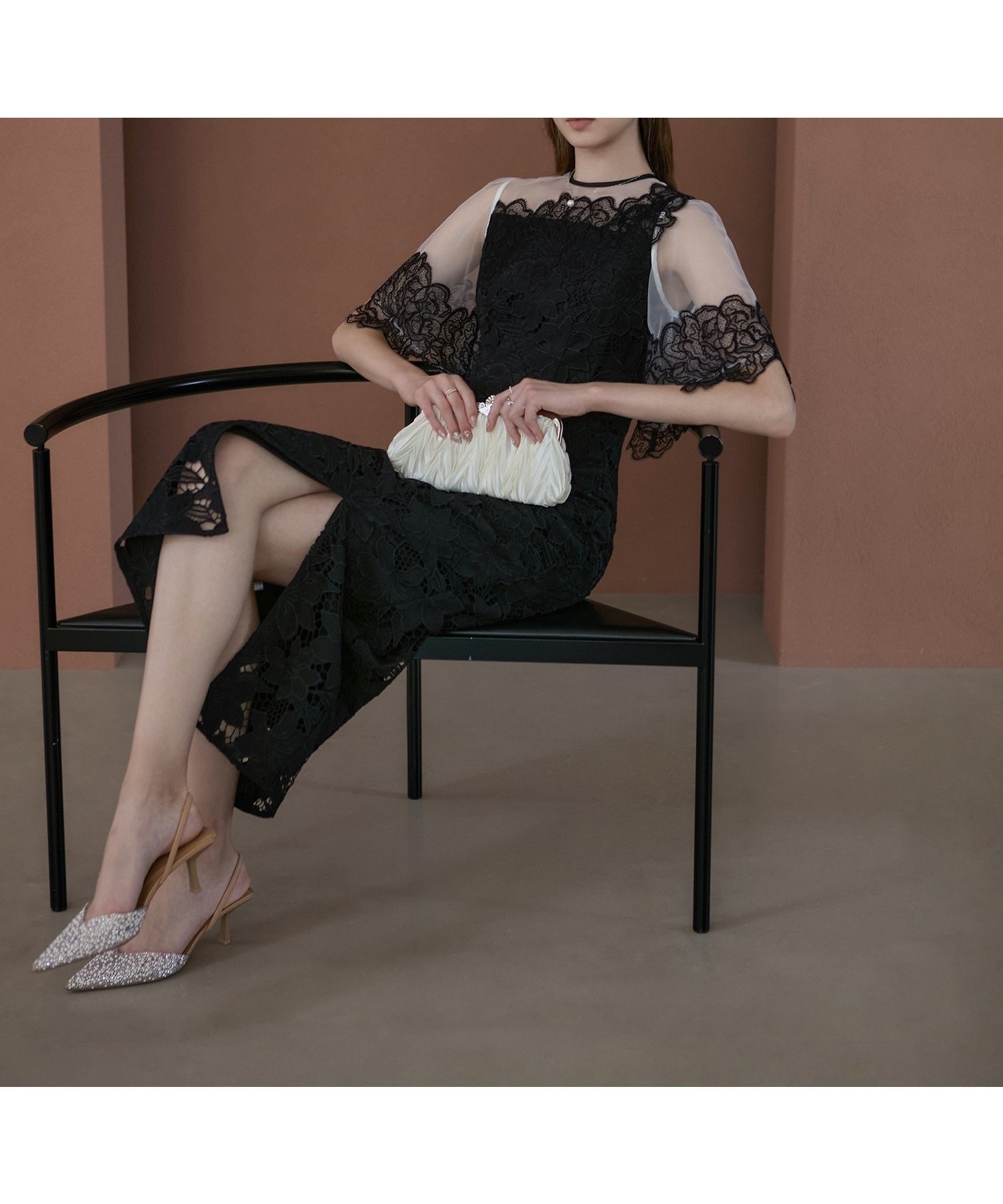 【レジャ/Leja】のLeja-シアーレースフラワーIラインドレスワンピース結婚式 インテリア・キッズ・メンズ・レディースファッション・服の通販 founy(ファニー) ファッション Fashion レディースファッション Fashion for Women ワンピース Dresses フォーマル・パーティードレス・結婚式用ドレス Elegant & Casual Dresses クラシカル Classical, Vintage-Inspired スリーブ Sleeve, Long Sleeve / Short Sleeve ビジュー Bijou, Jewel-like Accent フィット Fit, Slim Fit フォーマル Formal, Dressy フレア Flare, Flared マーメイド Mermaid, Fishtail Silhouette レース Lace, Lace Fabric エレガント 上品 Elegant 結婚式 Wedding BLACK|ID: prp329100004807127 ipo3291000000034883032