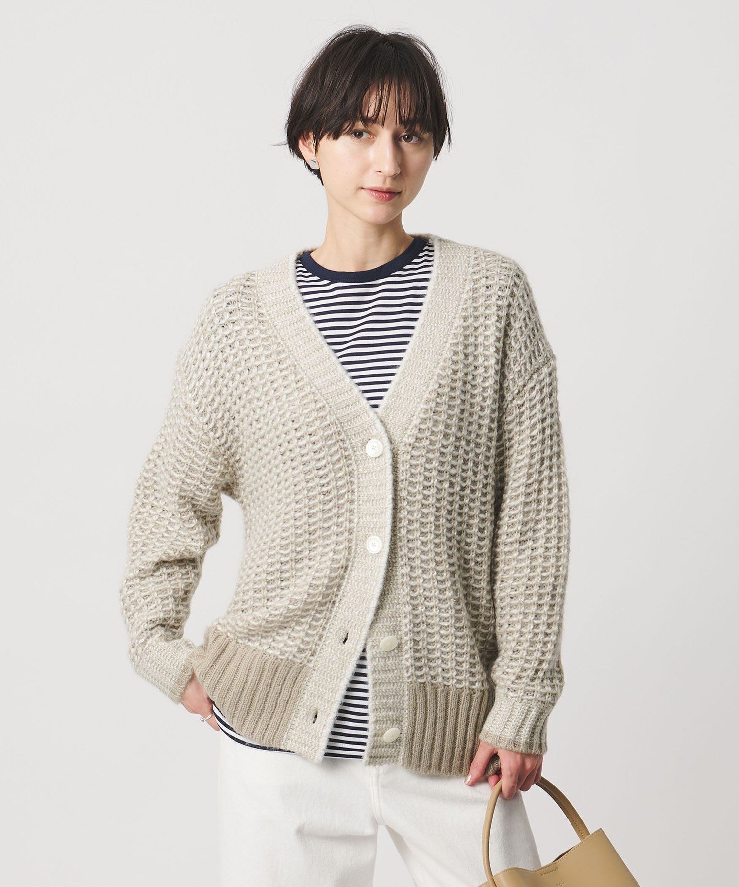 【ユナイテッドアローズ/UNITED ARROWS】のカラーミックス インレイド カーディガン インテリア・キッズ・メンズ・レディースファッション・服の通販 founy(ファニー) ファッション Fashion レディースファッション Fashion for Women トップス・カットソー Cut & Sew Tops カーディガン・羽織り Layered Style Cardigans インナー Innerwear カーディガン Cardigan, Knitwear サテン Satin, Glossy Fabric ミックス Mix, Mixed Style リラックス Relax, Relaxed Fit BEIGE|ID: prp329100004807142 ipo3291000000034883195