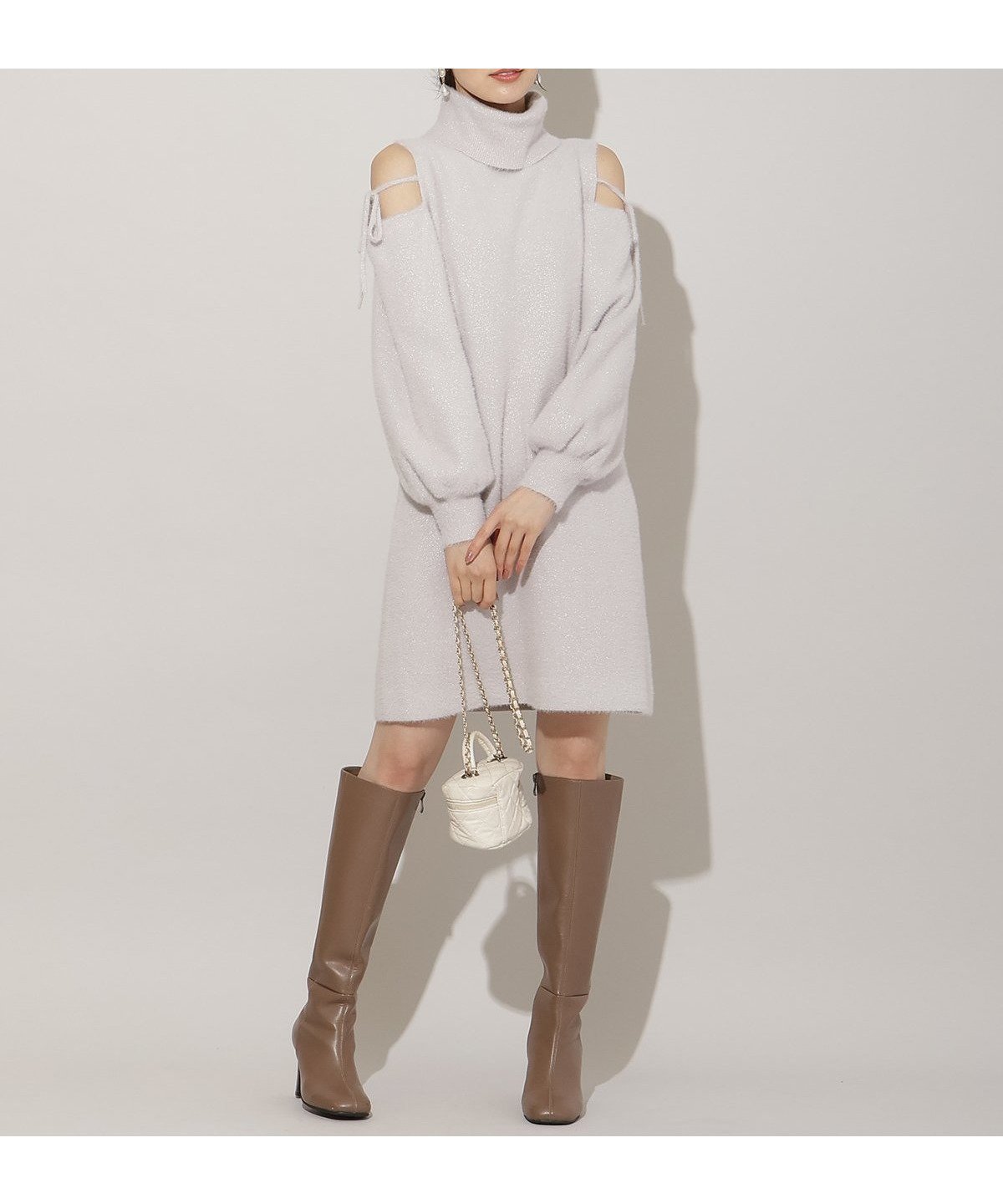 【ウィルセレクション/WILLSELECTION】のオープンショルダーラメフェザーニットワンピース インテリア・キッズ・メンズ・レディースファッション・服の通販 founy(ファニー) ファッション Fashion レディースファッション Fashion for Women ワンピース Dresses ニットワンピース Knit Dresses ショルダー Shoulder, Shoulder Strap スウィート Sweet, Cute Style フェザー Feather, Feather Detail ブルゾン Blouson, Bomber Jacket ラベンダー Lavender リボン Ribbon, Bow ラベンダー|ID: prp329100004807189 ipo3291000000034883663