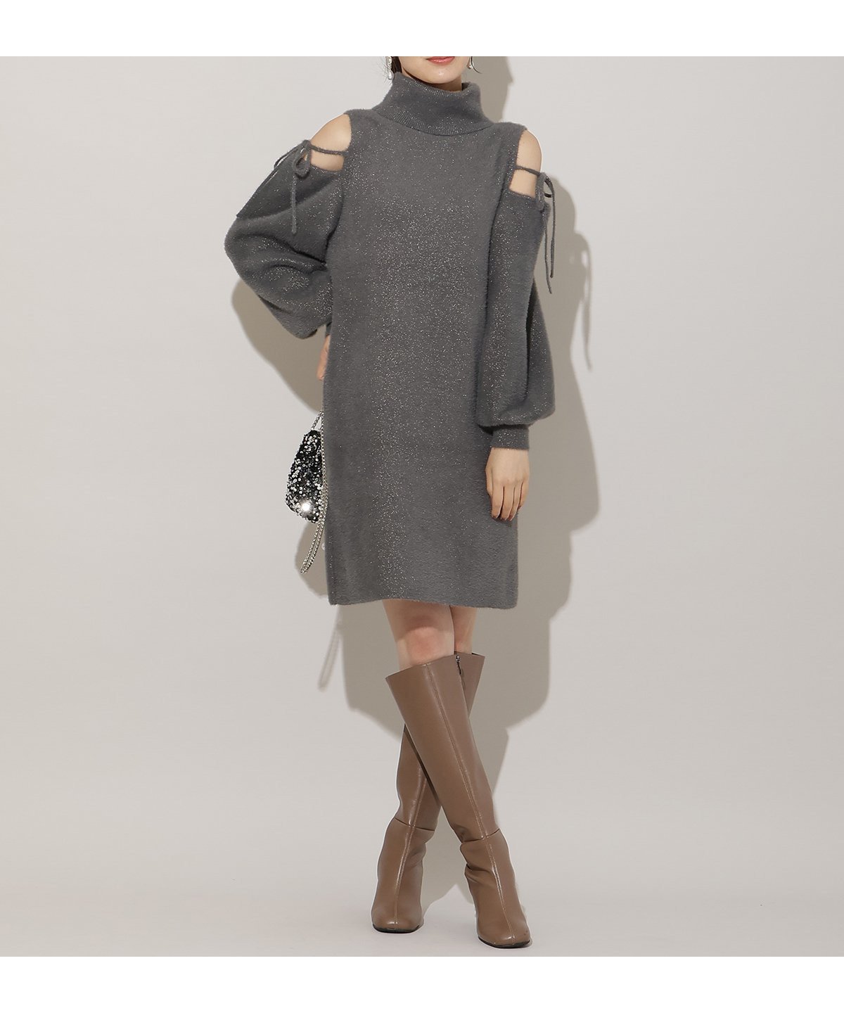 【ウィルセレクション/WILLSELECTION】のオープンショルダーラメフェザーニットワンピース インテリア・キッズ・メンズ・レディースファッション・服の通販 founy(ファニー) ファッション Fashion レディースファッション Fashion for Women ワンピース Dresses ニットワンピース Knit Dresses ショルダー Shoulder, Shoulder Strap スウィート Sweet, Cute Style フェザー Feather, Feather Detail ブルゾン Blouson, Bomber Jacket ラベンダー Lavender リボン Ribbon, Bow チャコールグレー|ID: prp329100004807189 ipo3291000000034883664