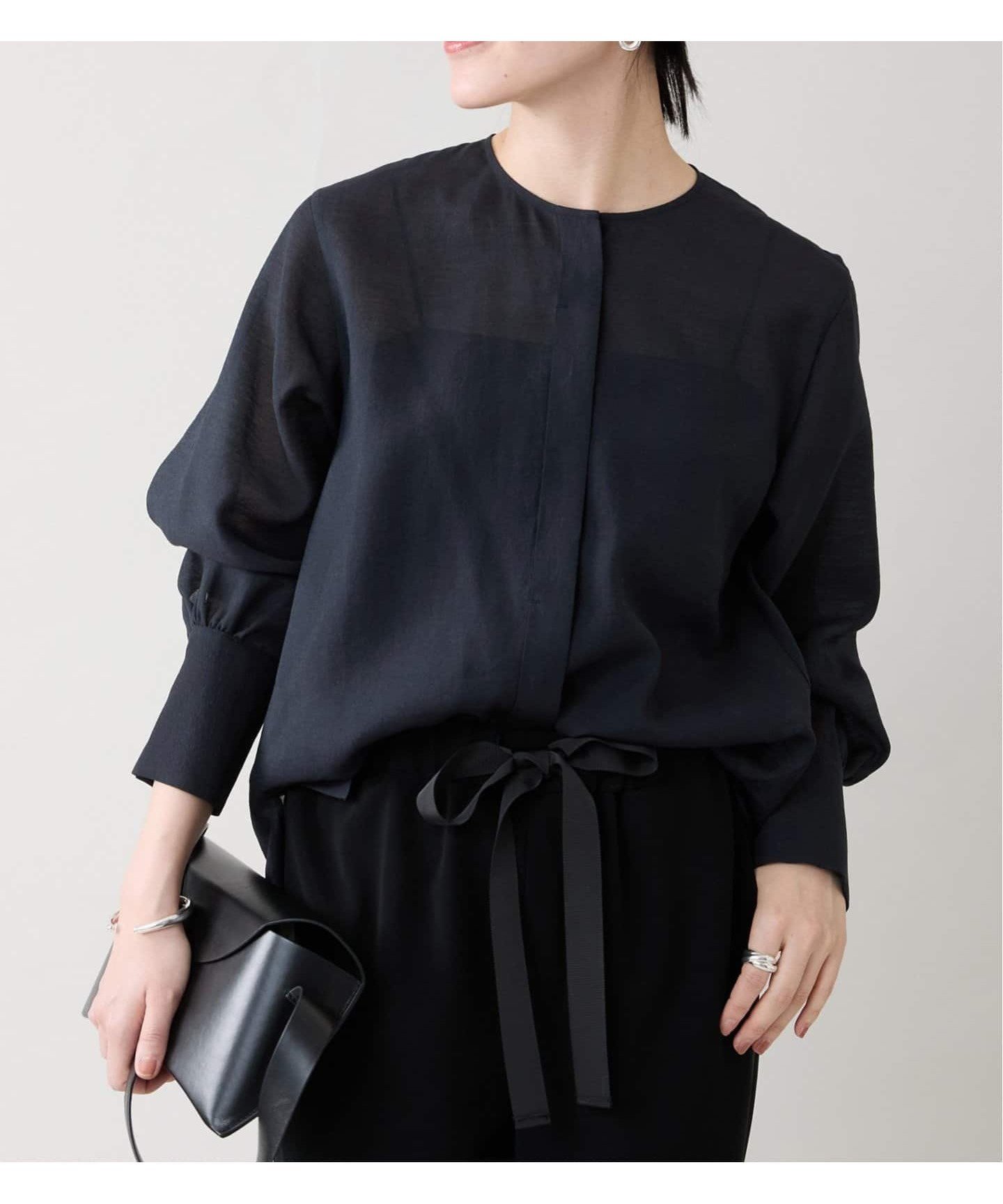 【ヴェルメイユ パー イエナ/VERMEIL par iena】の《WEB限定/追加3》シアーブラウス インテリア・キッズ・メンズ・レディースファッション・服の通販 founy(ファニー) ファッション Fashion レディースファッション Fashion for Women トップス・カットソー Cut & Sew Tops シャツ・ブラウス・オフィスカジュアル Elegant Blouses & Button-Ups 2025年 2025 2025-2026秋冬・A/W Autumn/Winter 2025–26 AW25–26 カフス Cuff Design シアー Sheer, See-Through スポーティ Sporty, Casual Athletic スラックス Slacks, Dress Pants エレガント 上品 Elegant ネイビー|ID: prp329100004807194 ipo3291000000034883709