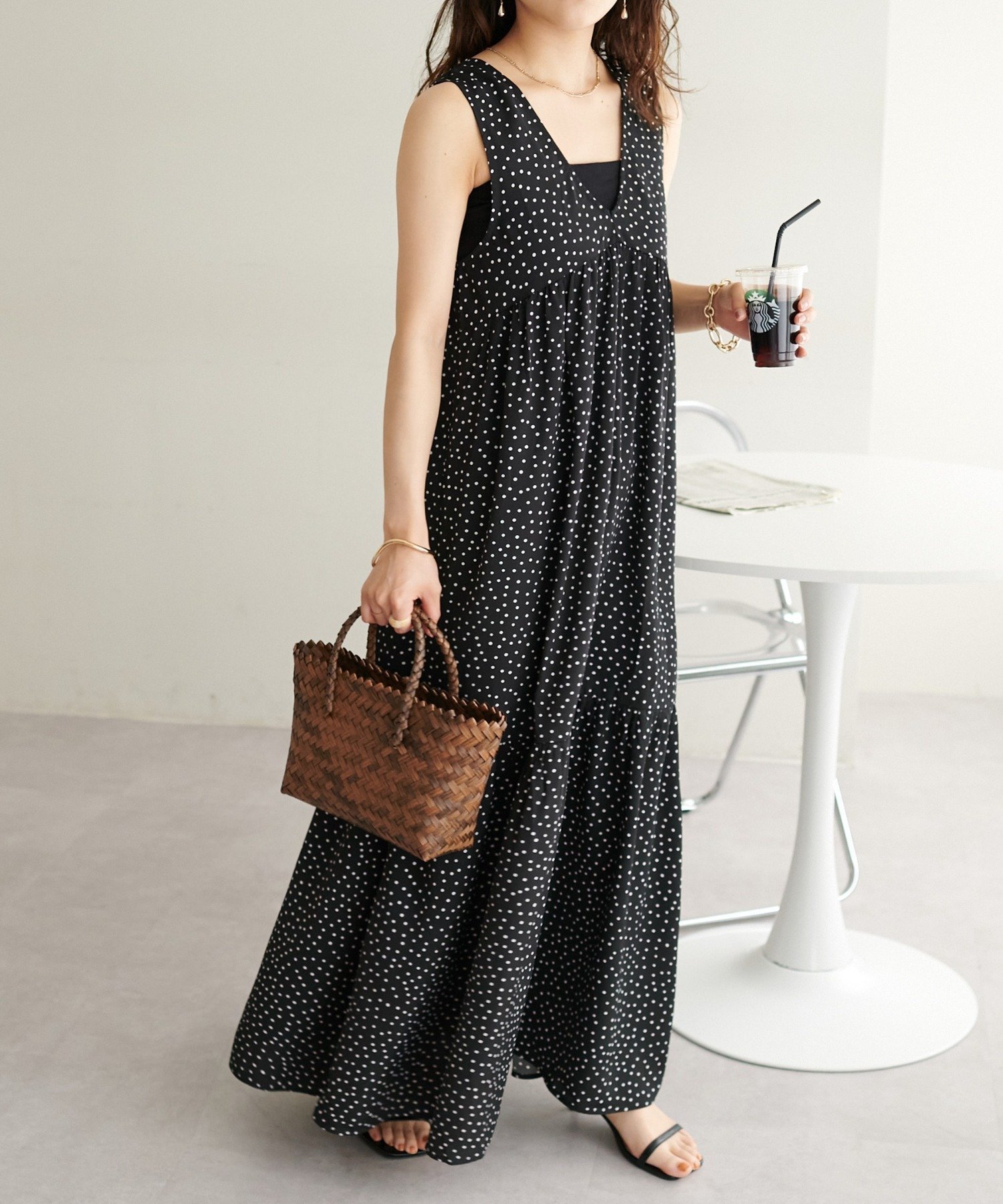 【ディスコート/Discoat】の【着映え◎/リバイバル】ジャガードヨウリュウワンピース《WEB限定》 インテリア・キッズ・メンズ・レディースファッション・服の通販 founy(ファニー) ファッション Fashion レディースファッション Fashion for Women ワンピース Dresses おすすめ Recommended / Our Picks インナー Innerwear カットソー Cut and Sewn Top キャミソール Camisole, Spaghetti Strap Top シンプル Simple, Minimal ジャケット Jacket, Outerwear タンク Tank Top, Sleeveless Top ノースリーブ Sleeveless, No-Sleeve フロント Front, Front Design リゾート Resort, Vacation Style リボン Ribbon, Bow 吸水 Absorbent, Quick-Dry 夏 Summer 春 Spring ブラックその他1|ID: prp329100004807210 ipo3291000000034883881