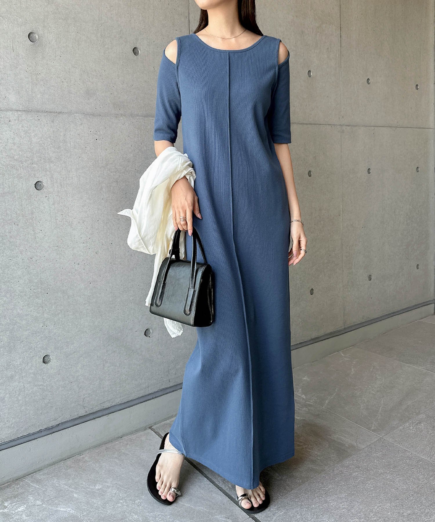 【アンドミー/andme】のテレコリブ 肩スリット 半袖 ロング ワンピース インテリア・キッズ・メンズ・レディースファッション・服の通販 founy(ファニー) ファッション Fashion レディースファッション Fashion for Women ワンピース Dresses スリット Slit, Slit Detail トレンド Trend, Trending Now 半袖 Short Sleeve, Half Sleeve ロング Long, Long-Length ワーク Workwear, Utility Style おすすめ Recommended / Our Picks ブルー|ID: prp329100004807219 ipo3291000000034883960