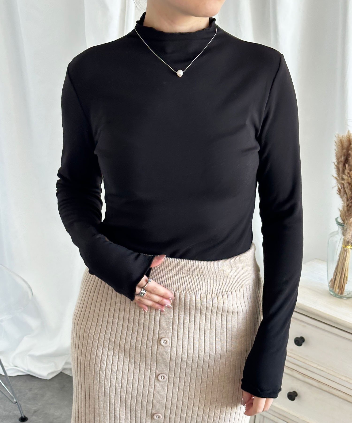 【アイモハ/aimoha】のaimoha/フリル裏ボアインナートップス インテリア・キッズ・メンズ・レディースファッション・服の通販 founy(ファニー) ファッション Fashion レディースファッション Fashion for Women トップス・カットソー Cut & Sew Tops おすすめ Recommended / Our Picks インナー Innerwear フィット Fit, Slim Fit フリル Frill, Ruffle ブラック|ID: prp329100004807246 ipo3291000000034884162