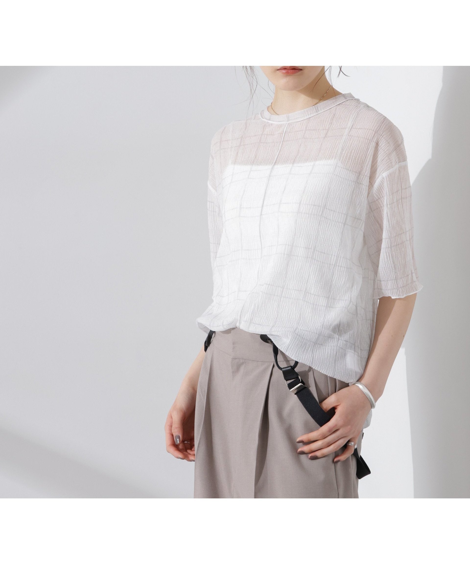 【ナノ ユニバース/nano universe】の楊柳チェックシアーカットTシャツ インテリア・キッズ・メンズ・レディースファッション・服の通販 founy(ファニー) 　ファッション　Fashion　レディースファッション　Fashion for Women　トップス・カットソー　Cut & Sew Tops　シャツ・ブラウス・オフィスカジュアル　Elegant Blouses & Button-Ups　ロングTシャツ・Tシャツ　Longline T-Shirts & Tees　ウォッシャブル　Machine Washable　春　Spring　カットソー　Cut and Sewn Top　キャミソール　Camisole, Spaghetti Strap Top　シアー　Sheer, See-Through　タンク　Tank Top, Sleeveless Top　チェック　Check, Plaid, Tartan　ロング　Long, Long-Length　S/S・春夏　SS, Spring/Summer, Warm Season　アウトレット　Outlet / Clearance　おすすめ　Recommended / Our Picks　夏　Summer　エレガント 上品　Elegant　2025年　2025　2025春夏・S/S　Spring/Summer 2025 SS25　ホワイト|ID: prp329100004807268 ipo3291000000034884280