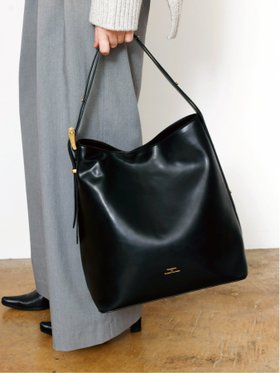【タカキュー/TAKA-Q】のBELTED BUCKET BAG LARGE 人気、トレンドファッション・服の通販 founy(ファニー) ファッション Fashion レディースファッション Fashion for Women 傘 Umbrella, Parasol ポケット Pocket, Pocket Detail メンズ Men's, Menswear ビジネス 仕事 通勤 Business / Work / Commuting |ID:prp329100004807290