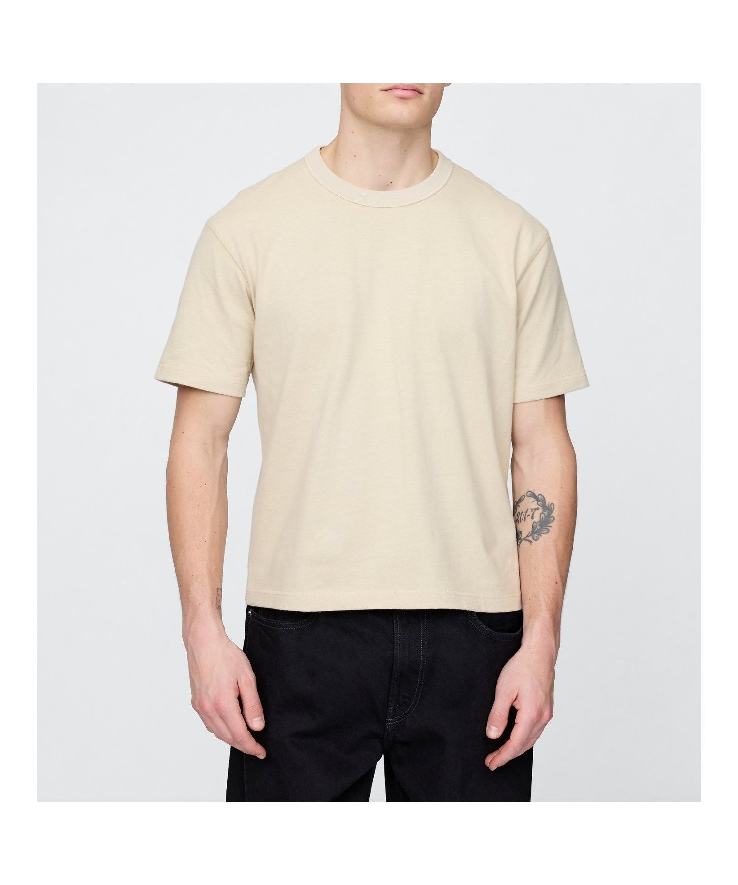 【ギャップ/GAP】のヘビーウェイト クロップドTシャツ (ユニセックス) インテリア・キッズ・メンズ・レディースファッション・服の通販 founy(ファニー) ファッション Fashion レディースファッション Fashion for Women トップス・カットソー Cut & Sew Tops シャツ・ブラウス・オフィスカジュアル Elegant Blouses & Button-Ups ロングTシャツ・Tシャツ Longline T-Shirts & Tees インナー Innerwear クロップド Cropped, Short Length ショート Short, Short Length ジャケット Jacket, Outerwear スリーブ Sleeve, Long Sleeve / Short Sleeve ワイド Wide, Wide Fit BEDROCK_291|ID: prp329100004807342 ipo3291000000034884799