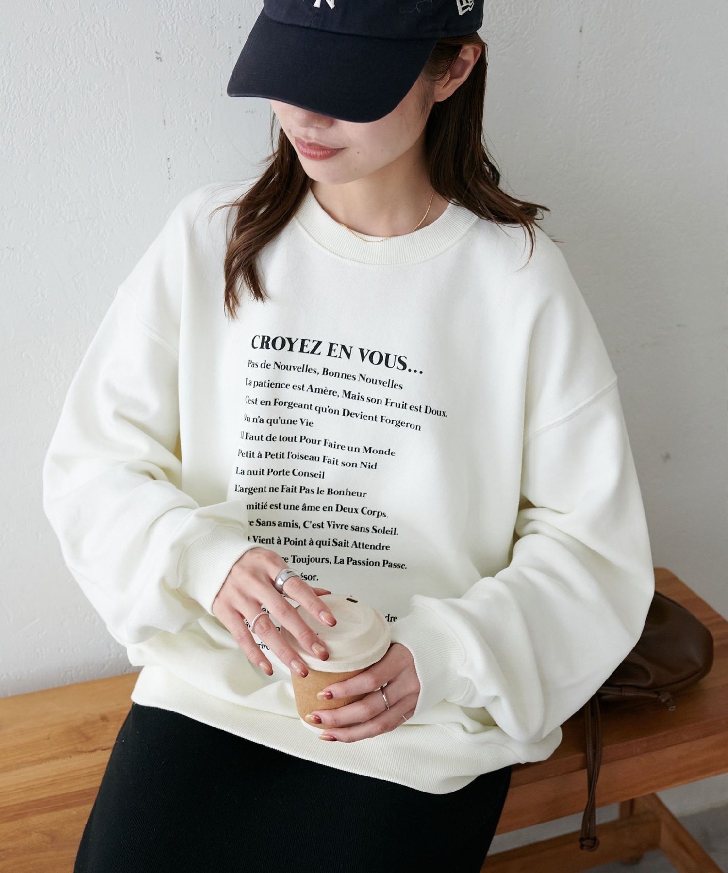 【ディスコート/Discoat】の【ユニセックス】Lyricsロゴスウェット インテリア・キッズ・メンズ・レディースファッション・服の通販 founy(ファニー) ファッション Fashion レディースファッション Fashion for Women トップス・カットソー Cut & Sew Tops レディースパーカー・カジュアルフーディー Casual Hoodies & Sweatshirts スウェット・クルーネックトップス Sweatshirts & Crewnecks / Relaxed Fit Sweat Tops ショルダー Shoulder, Shoulder Strap スウェット / スエット Sweatshirt, Sweatwear ドロップ Drop Shoulder, Dropped Style フレンチ French, French Style フロント Front, Front Design エレガント 上品 Elegant アイボリー|ID: prp329100004807377 ipo3291000000034885071