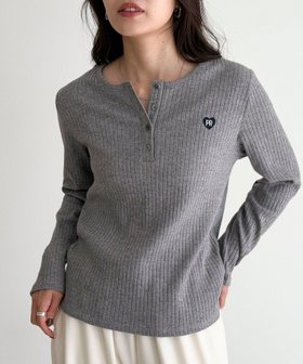 【フレディ&グロスター/FREDY&GLOSTER】のハート刺繍ヘンリーリブプルオーバー 人気、トレンドファッション・服の通販 founy(ファニー) ファッション Fashion レディースファッション Fashion for Women トップス・カットソー Cut & Sew Tops カジュアルプルオーバー・ニットトップス Pullovers & Knit Tops / Casual Pullovers インナー Innerwear カーディガン Cardigan, Knitwear シンプル Simple, Minimal ジャケット Jacket, Outerwear トレンド Trend, Trending Now フィット Fit, Slim Fit ワンポイント One Point, Statement Accent おすすめ Recommended / Our Picks 2025年 2025 2025-2026秋冬・A/W Autumn/Winter 2025–26 AW25–26 |ID:prp329100004807383