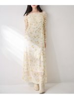 【スナイデル/SNIDEL】のフロッキープリントギャザーワンピース 人気、トレンドファッション・服の通販 founy(ファニー) ファッション Fashion レディースファッション Fashion for Women ワンピース Dresses イエロー Yellow ウェーブ Wavy Pattern エレガント 上品 Elegant 春 Spring ギャザー Gathered, Ruffled スマート Smart, Elegant チュール Tulip, Tulip Motif ドット Polka Dot, Dot Pattern プリント Print, Printed Pattern ロマンティック Romantic, Feminine Style ロング Long, Long-Length おすすめ Recommended / Our Picks |ID:prp329100004807887