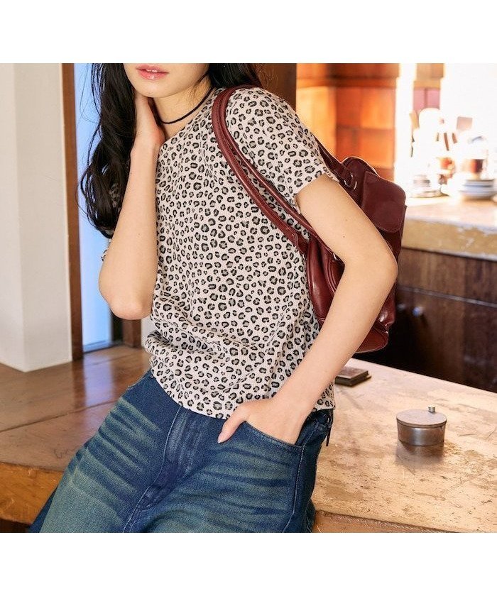 【フリークスストア/FREAK'S STORE】のミニワッフル コンパクト レオパード柄 半袖 Tシャツ【限定展開】 25SS インテリア・キッズ・メンズ・レディースファッション・服の通販 founy(ファニー) 　ファッション　Fashion　レディースファッション　Fashion for Women　トップス・カットソー　Cut & Sew Tops　シャツ・ブラウス・オフィスカジュアル　Elegant Blouses & Button-Ups　ロングTシャツ・Tシャツ　Longline T-Shirts & Tees　2025年　2025　2025春夏・S/S　Spring/Summer 2025 SS25　インナー　Innerwear　コンパクト　Compact, Small Size　シンプル　Simple, Minimal　トレンド　Trend, Trending Now　プチプライス・低価格　Affordable / Budget Price　ベーシック　Basic, Essential　レオパード　Leopard, Animal Print　ロング　Long, Long-Length　ワッフル　Waffle, Waffle Knit　半袖　Short Sleeve, Half Sleeve　夏　Summer　S/S・春夏　SS, Spring/Summer, Warm Season　無地　Plain, Solid Color　レオパード|ID: prp329100004807934 ipo3291000000034889702