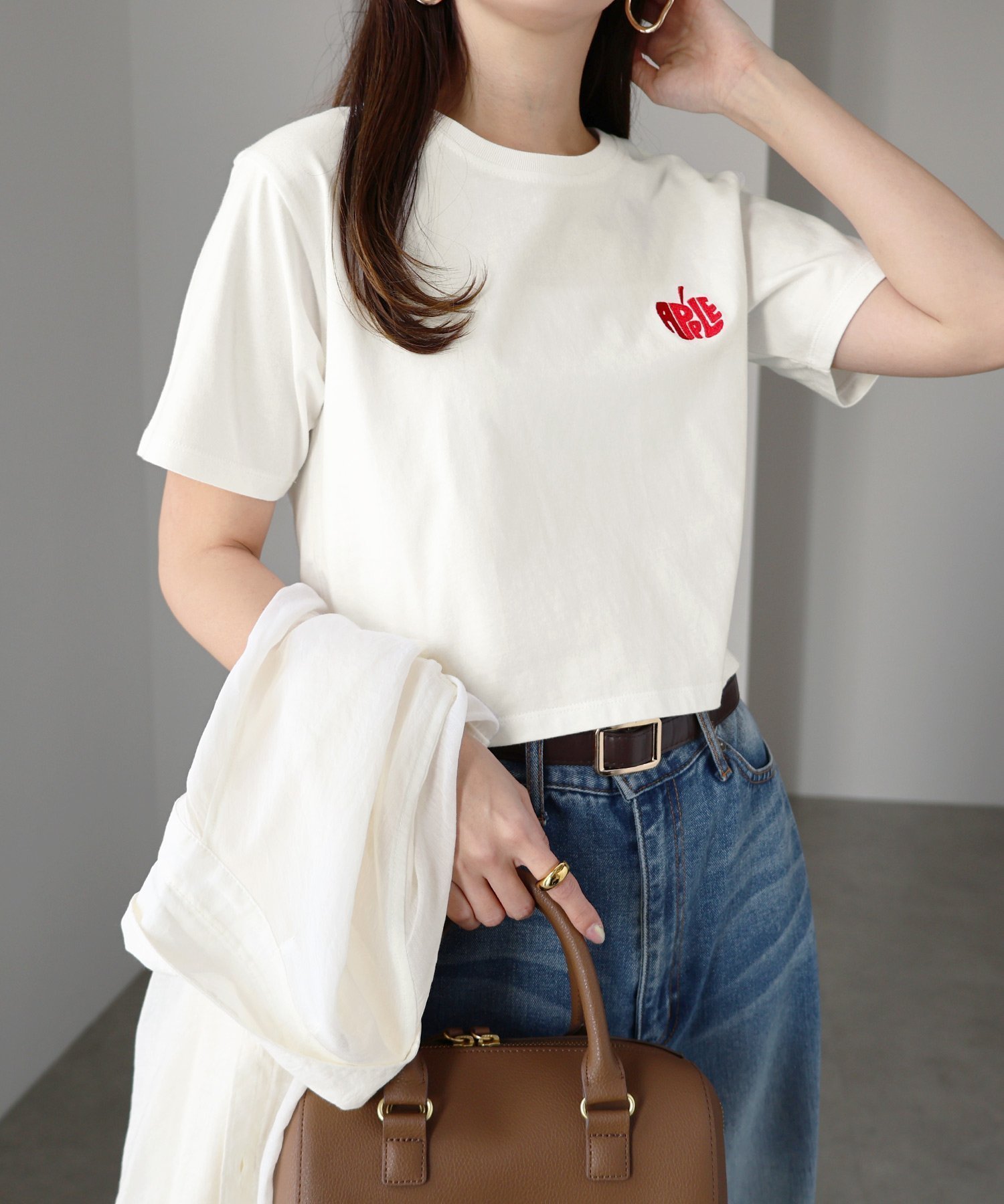 【アンドミー/andme】のフルーツ エンブロイダリー ロゴ刺繍 ショート丈 半袖 Tシャツ 人気、トレンドファッション・服の通販 founy(ファニー) ファッション Fashion レディースファッション Fashion for Women トップス・カットソー Cut & Sew Tops シャツ・ブラウス・オフィスカジュアル Elegant Blouses & Button-Ups ロングTシャツ・Tシャツ Longline T-Shirts & Tees エンブロイダリー Embroidery Design コンパクト Compact, Small Size サロペット Overalls, Salopette ショート Short, Short Length バランス Balance, Style Balance ボトム Bottoms, Lower Wear 半袖 Short Sleeve, Half Sleeve ワンポイント One Point, Statement Accent おすすめ Recommended / Our Picks other-1|ID: prp329100004807964 ipo3291000000034890116