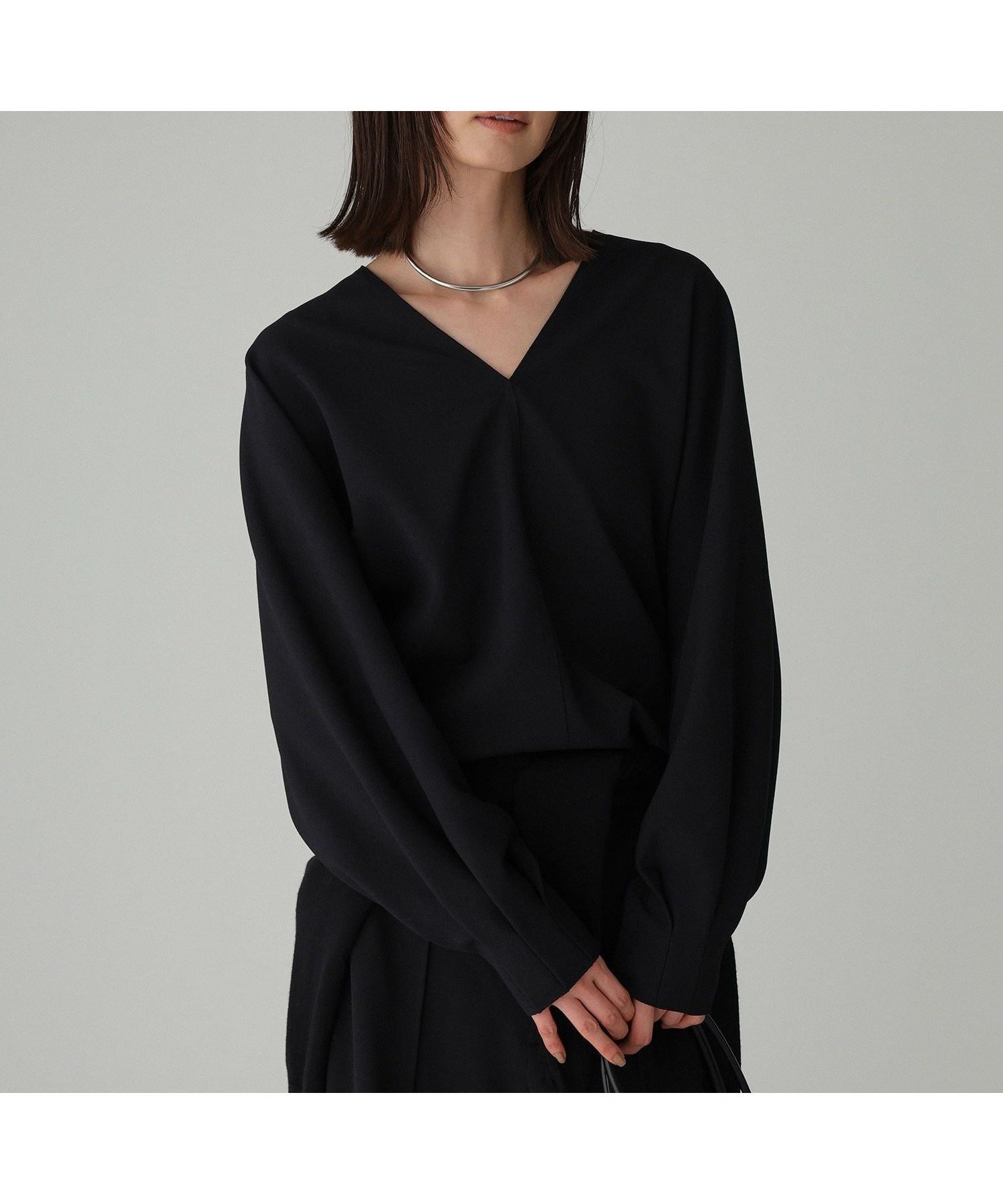 【バビロン/BABYLONE / KIDS】の【多機能素材】ジョーゼットVネックプルオーバー インテリア・キッズ・メンズ・レディースファッション・服の通販 founy(ファニー) 　ファッション　Fashion　キッズファッション　Fashion for Kids　トップス・カットソー　Cut & Sew Tops　インナー　Innerwear　オケージョン　Occasion Wear　ジョーゼット　Georgette, Semi-Sheer Fabric　タートル　Turtleneck, Turtle Collar　再入荷　Restock / Back in Stock　おすすめ　Recommended / Our Picks　ブラック19|ID: prp329100004808169 ipo3291000000034891996