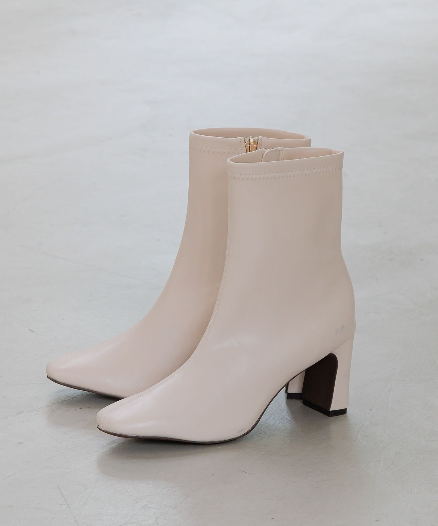 【アンデミュウ/Andemiu】の【撥水 消臭機能付き】ストレッチショートブーツ インテリア・キッズ・メンズ・レディースファッション・服の通販 founy(ファニー) 　ファッション　Fashion　レディースファッション　Fashion for Women　おすすめ　Recommended / Our Picks　クッション　Cushion, Throw Pillow　シューズ　Shoes, Footwear　ストレッチ　Stretch, Stretchy Fabric　抗菌　Antibacterial, Bacteria-Resistant　A/W・秋冬　Autumn/Winter　アイボリー|ID: prp329100004808229 ipo3291000000034892377