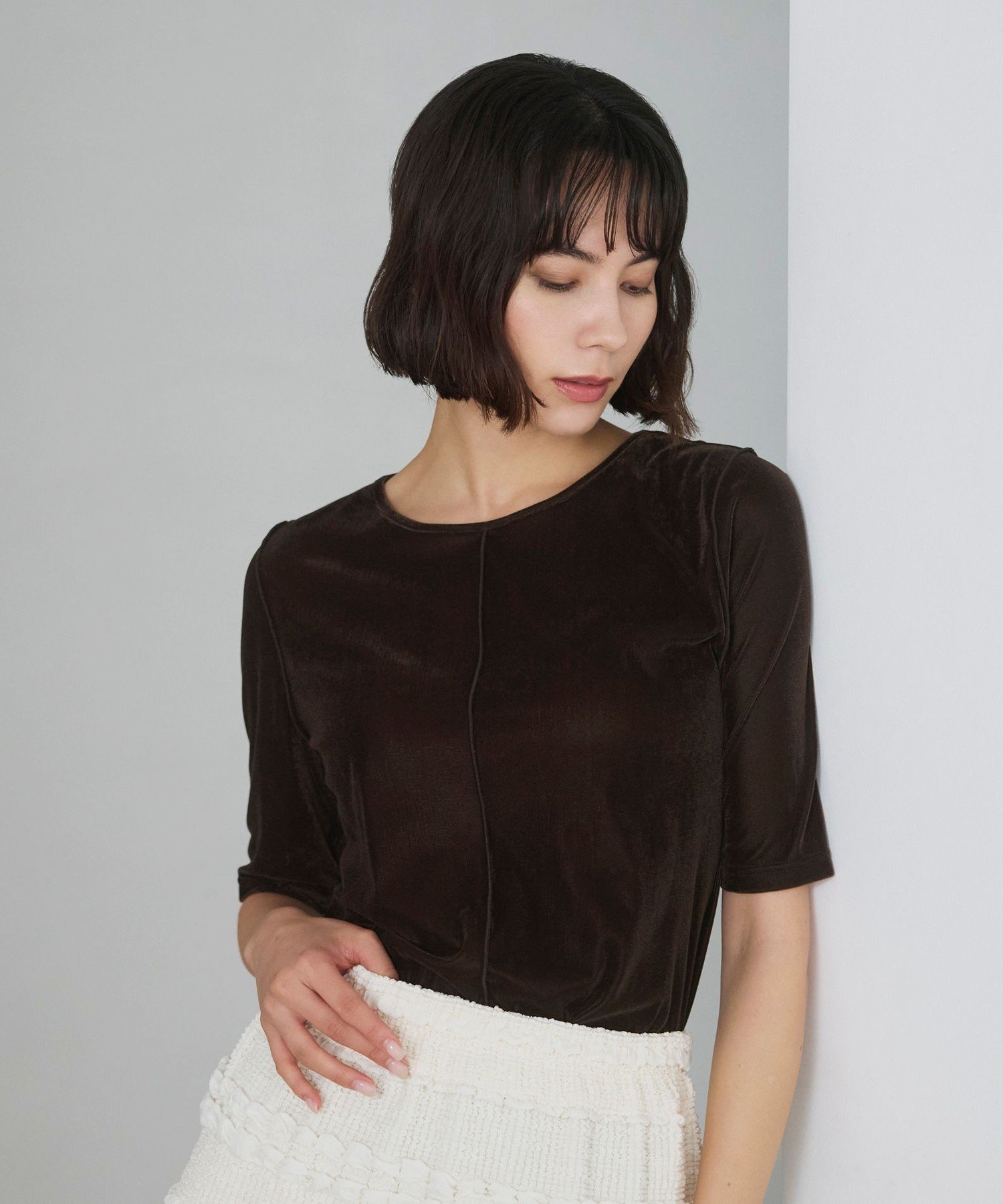 【ビアンカ/BIANCA】の【BAILA12月号掲載】【トレンドミックス】シアーベロアカットソー 人気、トレンドファッション・服の通販 founy(ファニー) 雑誌掲載アイテム Magazine Picks & Fashion Features ファッション雑誌 Fashion Magazines バイラ BAILA ファッション Fashion レディースファッション Fashion for Women トップス・カットソー Cut & Sew Tops カットソー・ベーシックTシャツ Cut-and-Sewn Tops / Stretch Tees & Basics ベロアトップス Velour Tops / Velvet-Look Items インナー Innerwear 春 Spring 秋 Autumn 12月号 December Issue シアー Sheer, See-Through シンプル Simple, Minimal 雑誌 Magazine, Fashion Magazine トレンド Trend, Trending Now ファブリック Fabric, Textile ベロア Velour, Soft Velvet ミックス Mix, Mixed Style A/W・秋冬 Autumn/Winter おすすめ Recommended / Our Picks 夏 Summer エレガント 上品 Elegant other-1|ID: prp329100004808259 ipo3291000000034892624