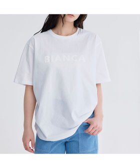 【ビアンカ/BIANCA】の【着回し抜群】BIANCAコットンロゴT 人気、トレンドファッション・服の通販 founy(ファニー) ファッション Fashion レディースファッション Fashion for Women イタリア Italy 春 Spring 洗える Machine Washable 秋 Autumn シャドー Shadow, Subtle Pattern シンプル Simple, Minimal デニム Denim, Jeans Material 定番 Standard, Basic Item ファブリック Fabric, Textile フォルム Silhouette, Form プリント Print, Printed Pattern おすすめ Recommended / Our Picks 夏 Summer |ID:prp329100004808262
