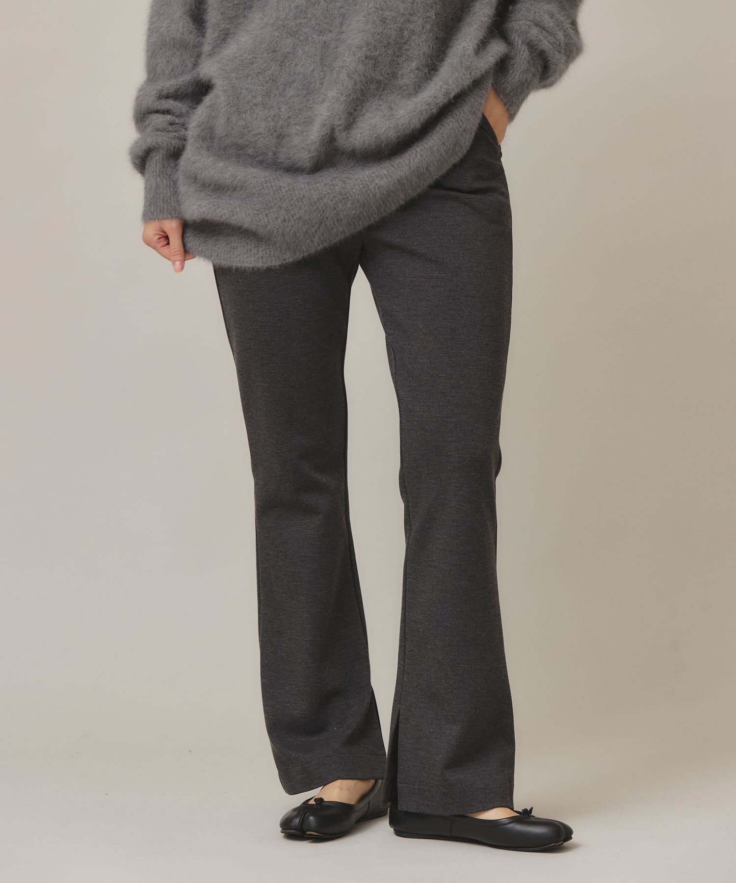 【カレンソロジー/Curensology】のストレッチポンチフレアパンツ インテリア・キッズ・メンズ・レディースファッション・服の通販 founy(ファニー) ファッション Fashion レディースファッション Fashion for Women パンツ Pants & Trousers エレガント 上品 Elegant スリット Slit, Slit Detail バランス Balance, Style Balance A/W・秋冬 Autumn/Winter グレー15|ID: prp329100004808281 ipo3291000000034892776