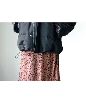 【ブルーコムブルー/BLEU COMME BLEU】の【ダントン DOWN HOODED JACKET】 人気、トレンドファッション・服の通販 founy(ファニー) ファッション Fashion レディースファッション Fashion for Women アウター Coat / Outerwear Collection レディースジャケット・軽アウター Jackets インナー Innerwear ショート Short, Short Length ジャケット Jacket, Outerwear ダウン Down, Puffer トレンド Trend, Trending Now フェザー Feather, Feather Detail フランス France, French ポケット Pocket, Pocket Detail 軽量 Lightweight, Ultra Light |ID:prp329100004808295