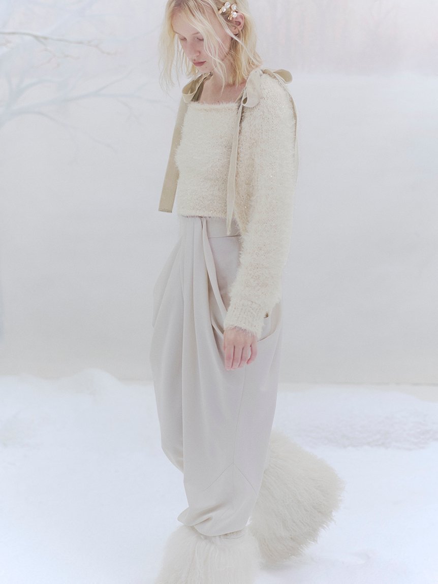 【スナイデル/SNIDEL】のハイウエストドレープパンツ 人気、トレンドファッション・服の通販 founy(ファニー) ファッション Fashion レディースファッション Fashion for Women パンツ Pants & Trousers ウェーブ Wavy Pattern 今季 This Season, Current Season シャーリング Shirring, Ruched ストライプ Stripe, Striped Pattern スマート Smart, Elegant とろみ Fluid, Flowy Fabric ドレープ Drape, Draping Fabric フィット Fit, Slim Fit フェミニン Feminine, Girly 無地 Plain, Solid Color リブニット Rib Knit, Ribbed Knit ワイド Wide, Wide Fit おすすめ Recommended / Our Picks other-1|ID: prp329100004808323 ipo3291000000034893222