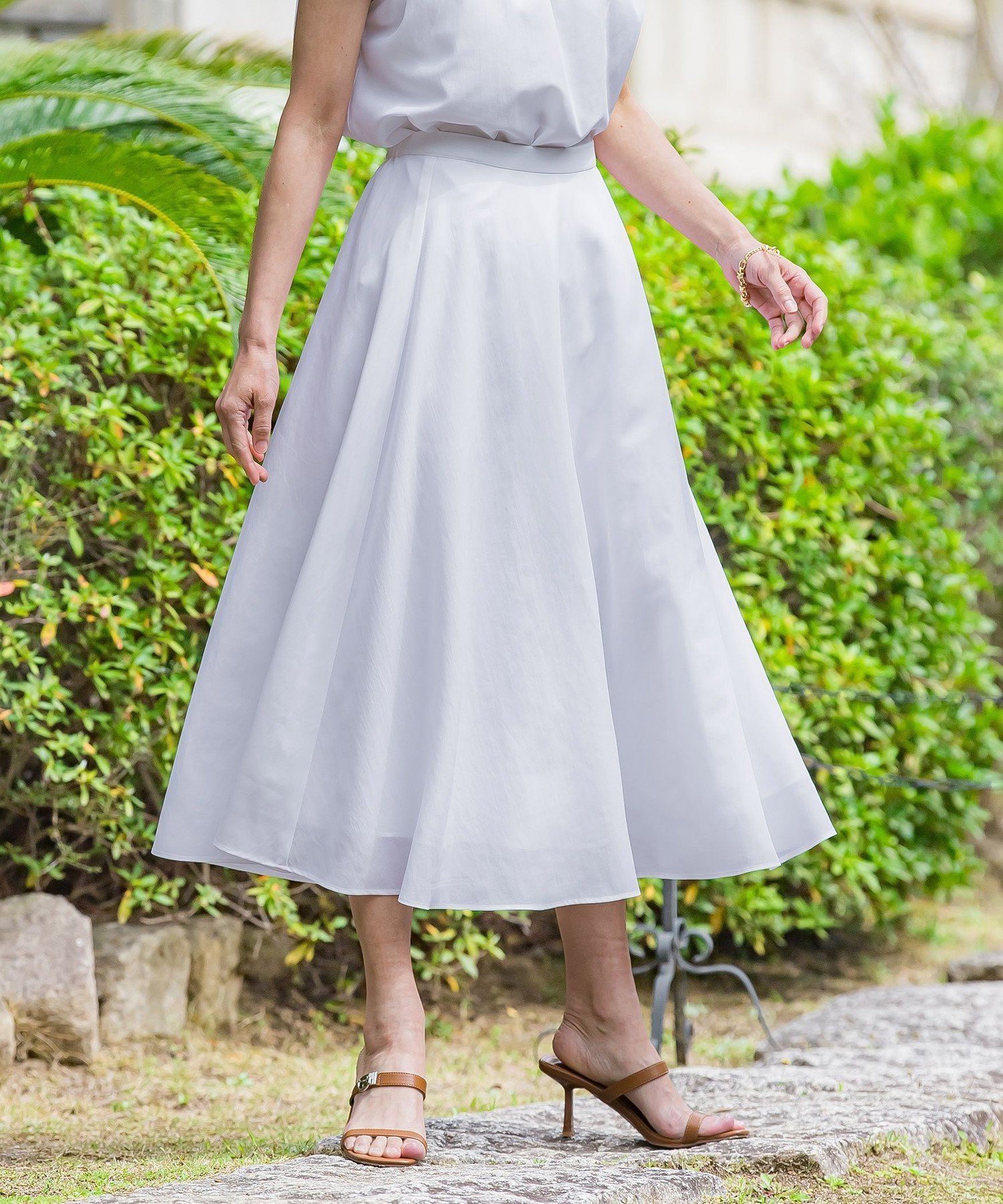 【ビアッジョブルー/Viaggio Blu】のドライシアーシャンブレースカート≪手洗い可能≫ インテリア・キッズ・メンズ・レディースファッション・服の通販 founy(ファニー) ファッション Fashion レディースファッション Fashion for Women スカート Skirts 春 Spring フォルム Silhouette, Form フレアースカート Flared Skirt, A-Line Skirt S/S・春夏 SS, Spring/Summer, Warm Season 夏 Summer エレガント 上品 Elegant 2025年 2025 2025春夏・S/S Spring/Summer 2025 SS25 ホワイト|ID: prp329100004808416 ipo3291000000034894162