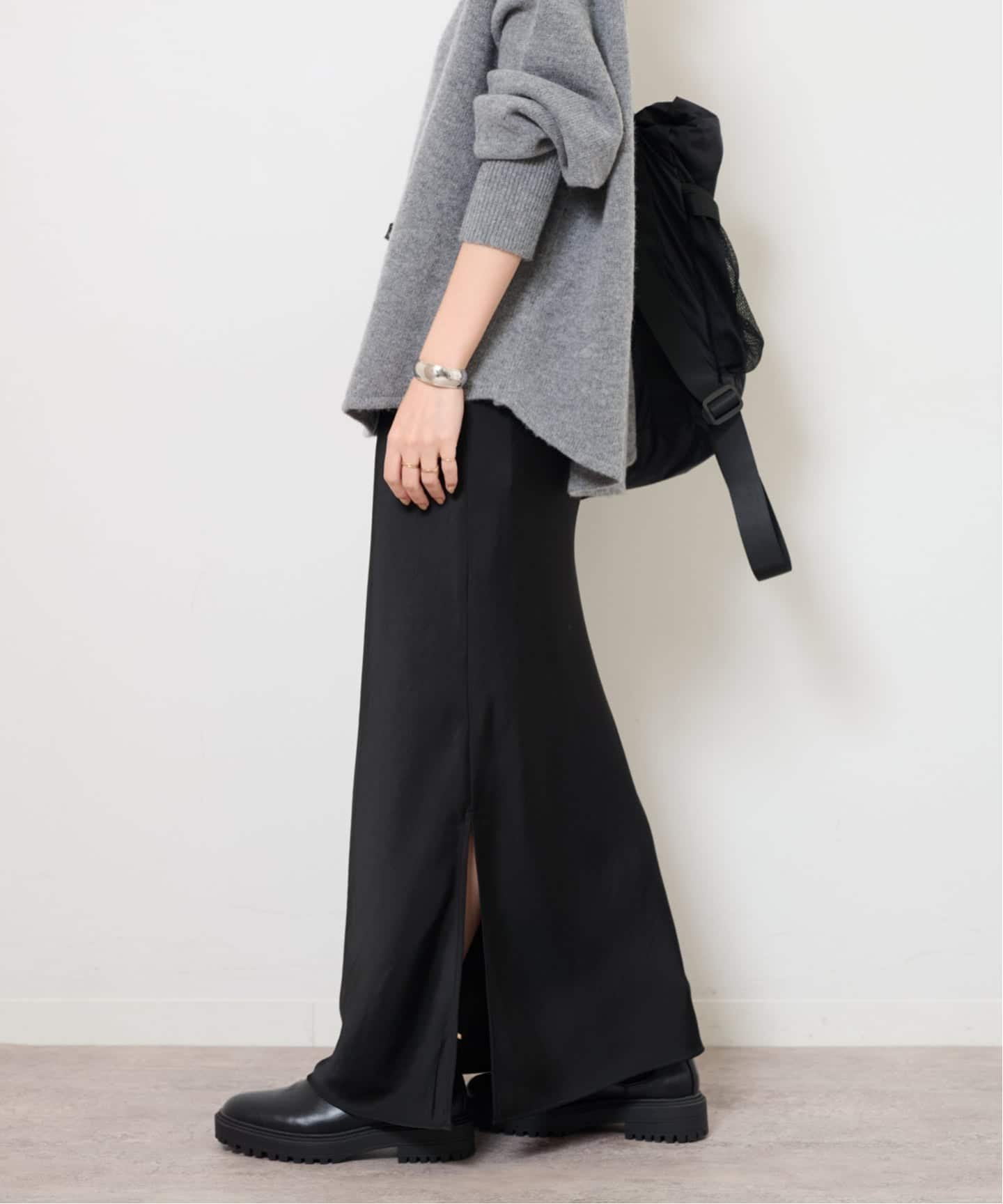 【ジャーナルスタンダード レリューム/JOURNAL STANDARD relume】のサテンナロースカート インテリア・キッズ・メンズ・レディースファッション・服の通販 founy(ファニー) ファッション Fashion レディースファッション Fashion for Women スカート Skirts 2025年 2025 2025-2026秋冬・A/W Autumn/Winter 2025–26 AW25–26 おすすめ Recommended / Our Picks サテン Satin, Glossy Fabric スウェット / スエット Sweatshirt, Sweatwear スタイリッシュ Stylish, Fashionable ペチコート Petticoat, Underskirt リラックス Relax, Relaxed Fit ブラック|ID: prp329100004808434 ipo3291000000034894325