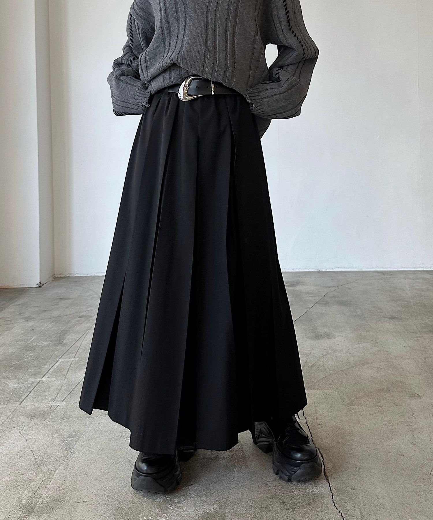 【ページボーイ/PAGEBOY】のランダムプリーツスカート インテリア・キッズ・メンズ・レディースファッション・服の通販 founy(ファニー) 　ファッション　Fashion　レディースファッション　Fashion for Women　スカート　Skirts　プリーツスカート / 上品フェミニンスタイル　Pleated Skirts　アシンメトリー　Asymmetrical Style　クラシカル　Classical, Vintage-Inspired　トレンド　Trend, Trending Now　プリーツ　Pleats, Pleated　今季　This Season, Current Season　ブラック09|ID: prp329100004808464 ipo3291000000034894696