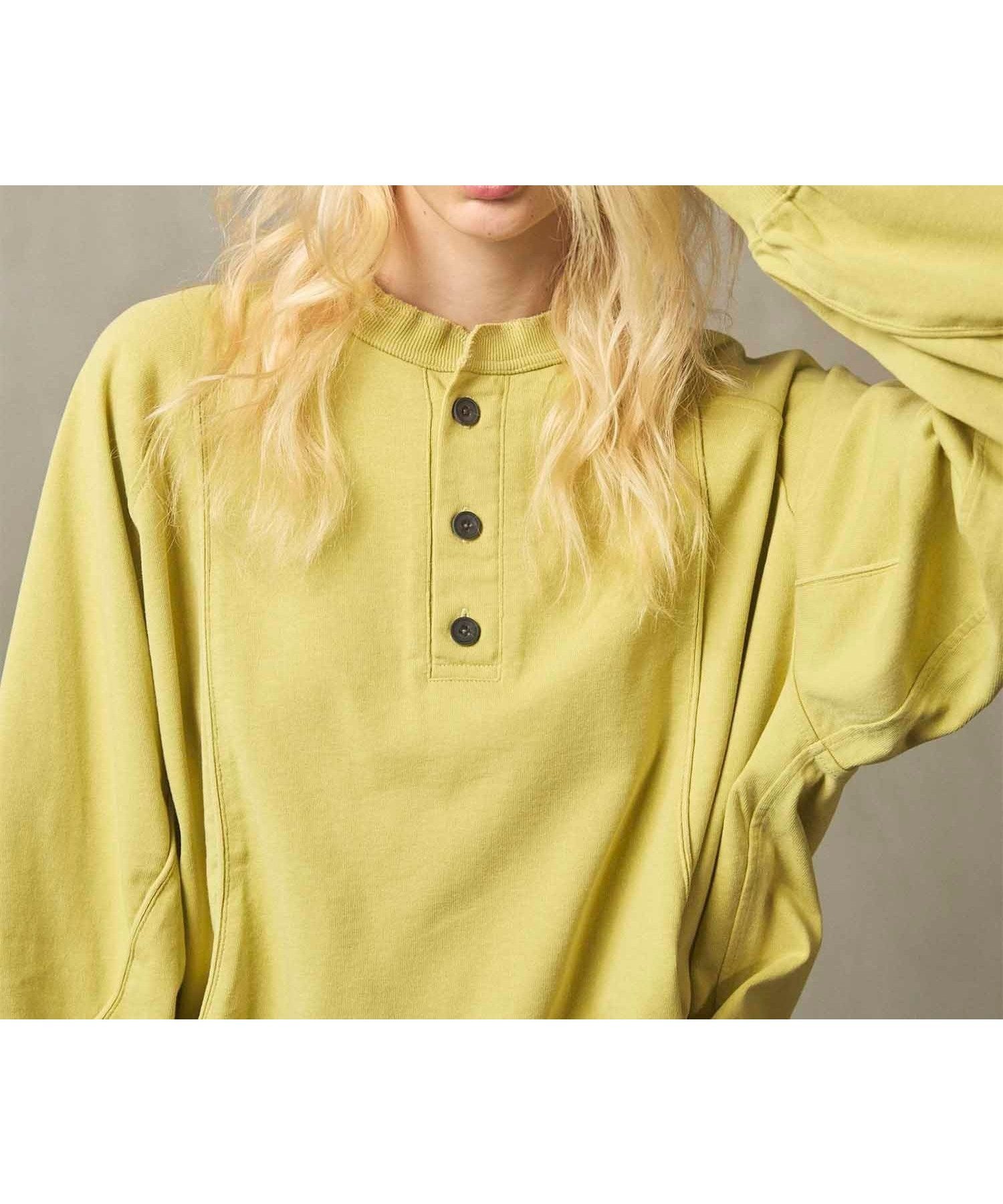 【メゾンスペシャル/MAISON SPECIAL】のCurve switching Prime-Over Henry Neck Long Sleeve T-Shirt インテリア・キッズ・メンズ・レディースファッション・服の通販 founy(ファニー) ファッション Fashion レディースファッション Fashion for Women トップス・カットソー Cut & Sew Tops シャツ・ブラウス・オフィスカジュアル Elegant Blouses & Button-Ups ロングTシャツ・Tシャツ Longline T-Shirts & Tees アウトドア Outdoor Clothing ヴィンテージ Vintage Style 切替 Switching, Contrast Panel ショルダー Shoulder, Shoulder Strap スポーツ Sports, Activewear トレンド Trend, Trending Now ドロップ Drop Shoulder, Dropped Style ベーシック Basic, Essential ミリタリー Military, Army Style ワーク Workwear, Utility Style L.GRN|ID: prp329100004808486 ipo3291000000034894913