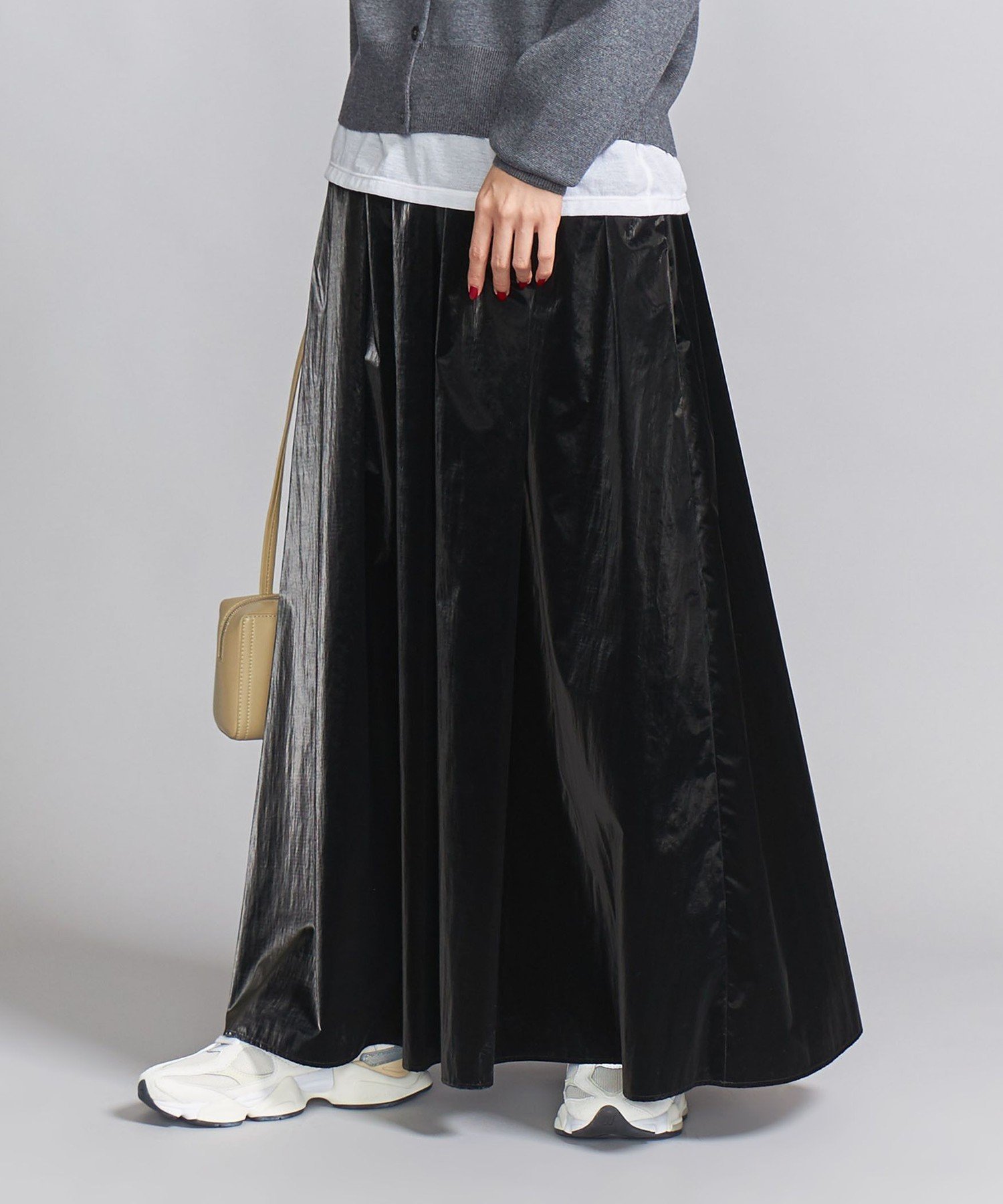 【ユナイテッドアローズ/UNITED ARROWS】のナイロンコーティング ギャザー フレアスカート 人気、トレンドファッション・服の通販 founy(ファニー) ファッション Fashion レディースファッション Fashion for Women スカート Skirts Aライン・フレアスカート A-Line & Flared Skirts ギャザー Gathered, Ruffled コンパクト Compact, Small Size コーティング Coating, Coated Finish シルバー Silver, Metallic Silver フレア Flare, Flared ポケット Pocket, Pocket Detail 半袖 Short Sleeve, Half Sleeve リラックス Relax, Relaxed Fit アウトレット Outlet / Clearance おすすめ Recommended / Our Picks other-1|ID: prp329100004808512 ipo3291000000034895185