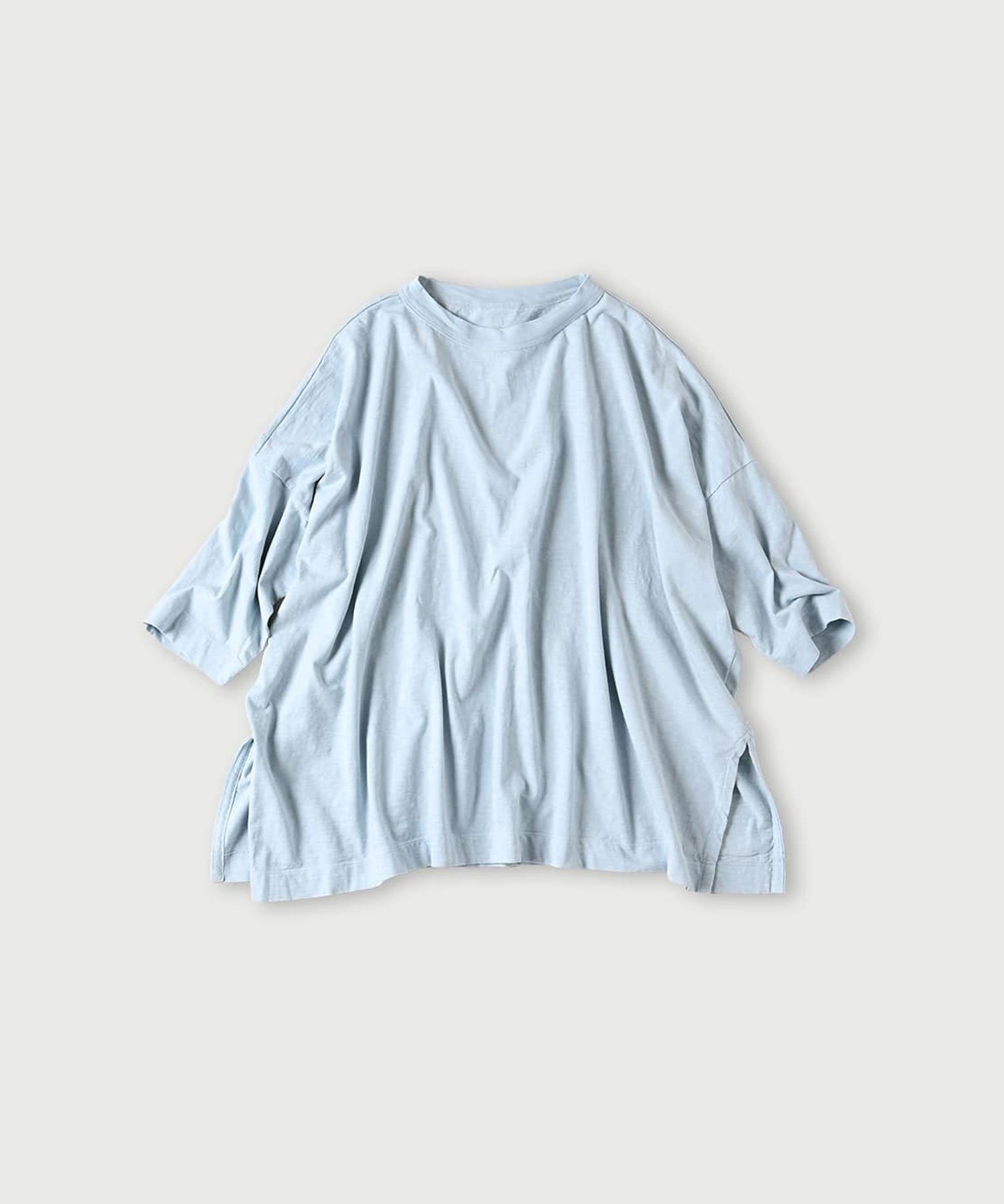 【フォーティファイブ アール/45R】の天竺のビッグスリットTシャツ インテリア・キッズ・メンズ・レディースファッション・服の通販 founy(ファニー) ファッション Fashion レディースファッション Fashion for Women トップス・カットソー Cut & Sew Tops シャツ・ブラウス・オフィスカジュアル Elegant Blouses & Button-Ups ロングTシャツ・Tシャツ Longline T-Shirts & Tees なめらか Smooth, Silky Texture スリット Slit, Slit Detail ビッグ Big, Oversized エレガント 上品 Elegant 浅葱|ID: prp329100004808528 ipo3291000000034895336