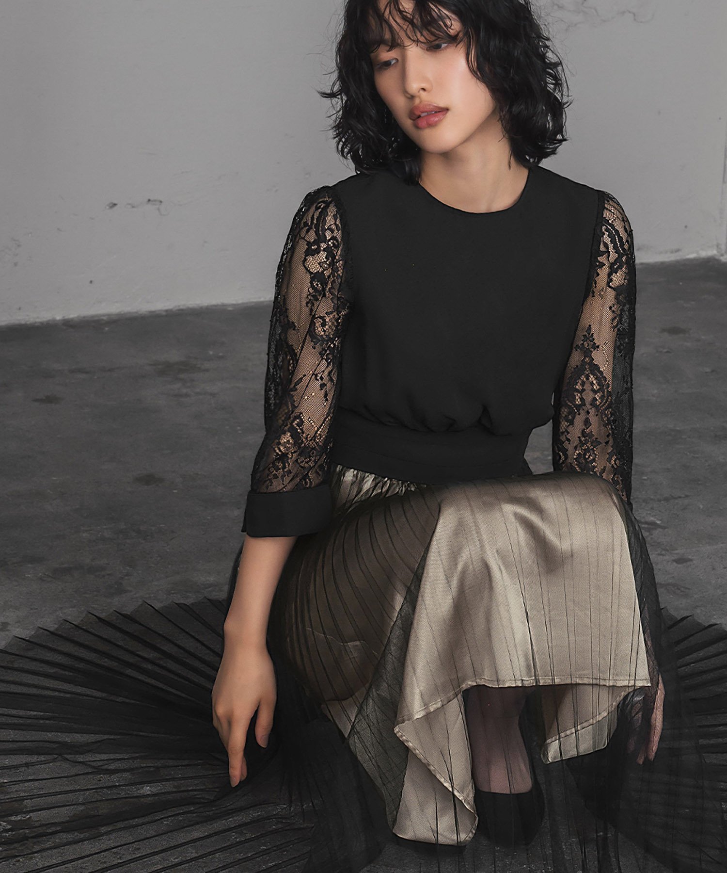 【ガール/GIRL】のレース*チュールプリーツ フレア ロング 結婚式 ワンピース パーティードレス インテリア・キッズ・メンズ・レディースファッション・服の通販 founy(ファニー) 　ファッション　Fashion　レディースファッション　Fashion for Women　ワンピース　Dresses　フォーマル・パーティードレス・結婚式用ドレス　Elegant & Casual Dresses　エレガント 上品　Elegant　クール　Cool, Chic　サテン　Satin, Glossy Fabric　シフォン　Chiffon, Lightweight Fabric　スリーブ　Sleeve, Long Sleeve / Short Sleeve　チュール　Tulip, Tulip Motif　ドレス　Dress, One-Piece　フレア　Flare, Flared　プリーツ　Pleats, Pleated　レース　Lace, Lace Fabric　ロング　Long, Long-Length　再入荷　Restock / Back in Stock　おすすめ　Recommended / Our Picks　結婚式　Wedding　披露宴　Wedding Reception　二次会　After Party　BK|ID: prp329100004808598 ipo3291000000034896606