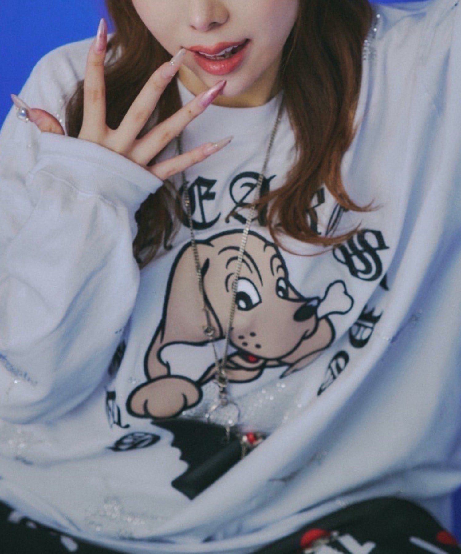 【ネバーマインドザエックスユー チカシツプラス/Never mind the XU Chikashitsu+】の【GALFY】ピカピカ注射器ロンT インテリア・キッズ・メンズ・レディースファッション・服の通販 founy(ファニー) 　ファッション　Fashion　レディースファッション　Fashion for Women　トップス・カットソー　Cut & Sew Tops　ロングTシャツ・Tシャツ　Longline T-Shirts & Tees　グラフィック　Graphic, Graphic Design　ショート　Short, Short Length　シンプル　Simple, Minimal　ストーン　Stone, Gem-Like　スパンコール　Sequins, Sequin Embellishment　セットアップ　Set-Up, Coordinated Outfit　トレンド　Trend, Trending Now　長袖　Long Sleeve, Full Sleeve　ビジュー　Bijou, Jewel-like Accent　ミックス　Mix, Mixed Style　メンズ　Men's, Menswear　リラックス　Relax, Relaxed Fit　A/W・秋冬　Autumn/Winter　再入荷　Restock / Back in Stock　ホワイト|ID: prp329100004808857 ipo3291000000034899813