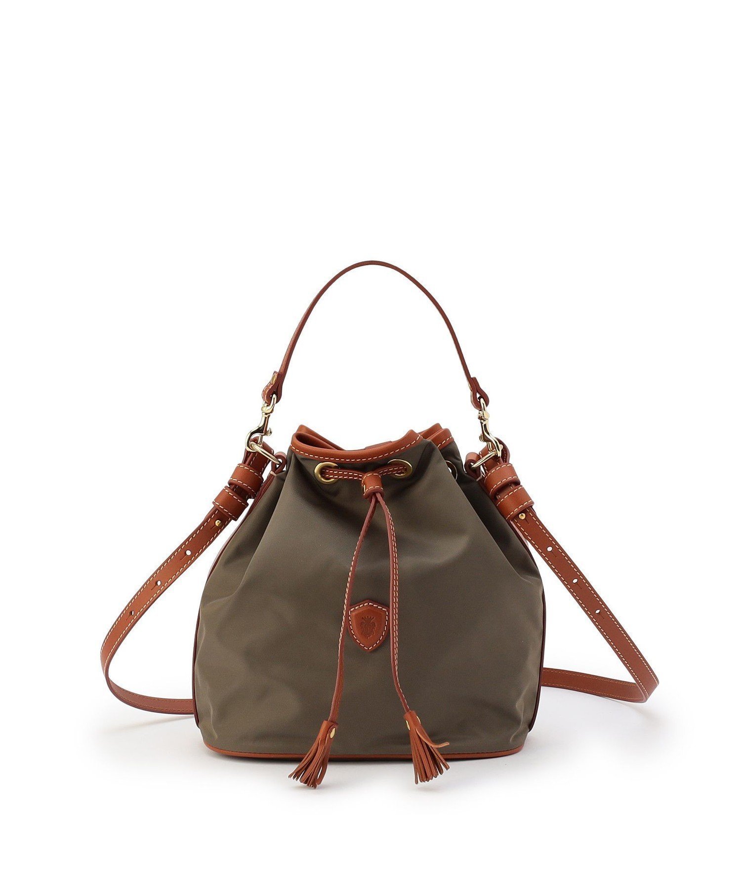 【フェリージ/Felisi】の【Felisi/フェリージ】ナイロン ショルダー 巾着 ドローストリングバッグ 21/17/DS+A インテリア・キッズ・メンズ・レディースファッション・服の通販 founy(ファニー) ファッション Fashion レディースファッション Fashion for Women イタリア Italy オイル Body Oil 巾着 Drawstring Bag, Kinchaku ショルダー Shoulder, Shoulder Strap シルク Silk, 100% Silk タッセル Tassel, Fringe ドローコード Drawcord, Drawstring Cord ドローストリング Drawstring, Pull Cord フォルム Silhouette, Form ポケット Pocket, Pocket Detail モダン Modern, Contemporary ラグジュアリー Luxury, Elegant ラップ Wrap, Wrap Design ビジネス 仕事 通勤 Business / Work / Commuting TURTLEDOVE×L.BROWN|ID: prp329100004808946 ipo3291000000034900642