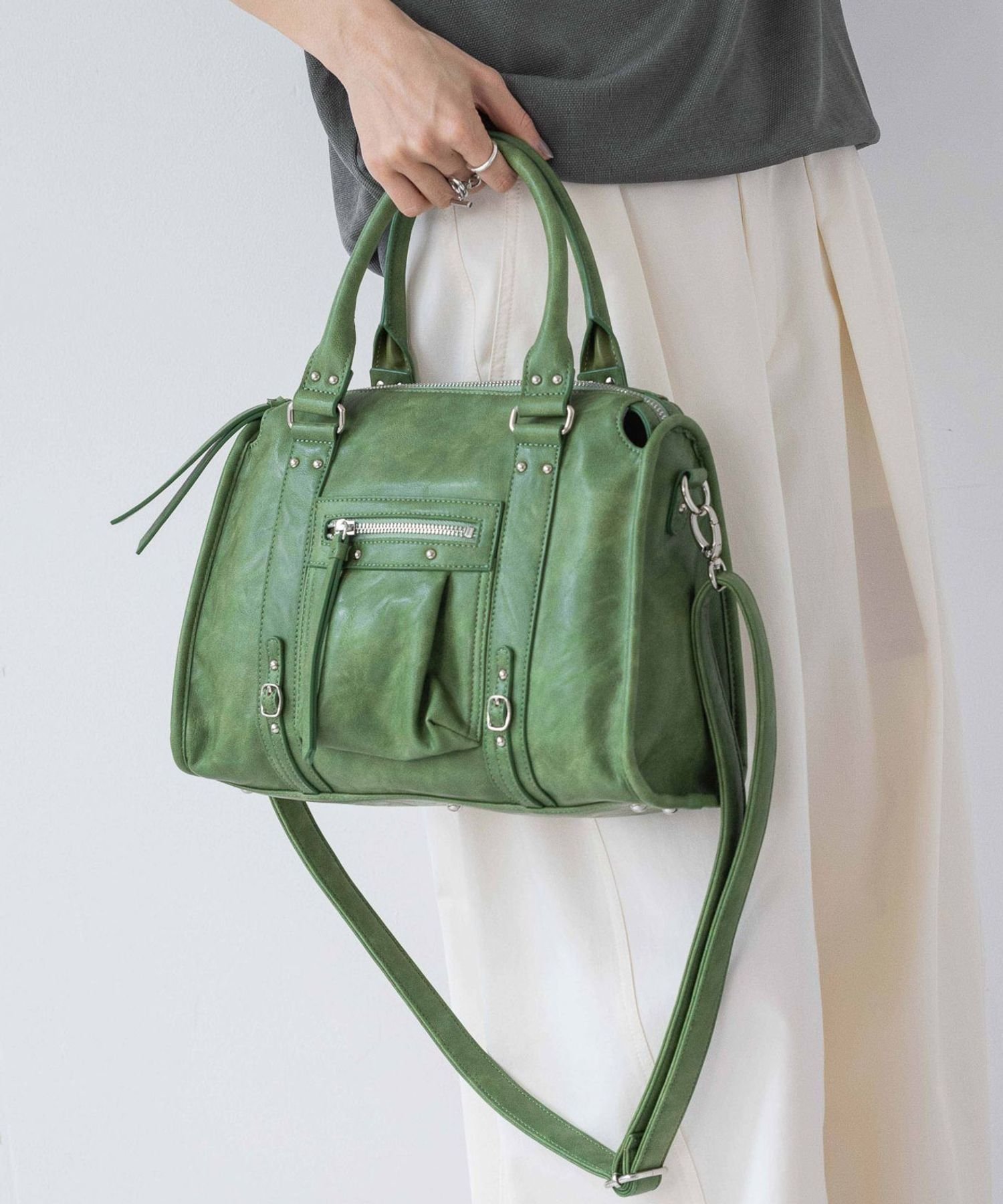 【ジーナシス/JEANASiS】のアンティークフェイクレザーボストン インテリア・キッズ・メンズ・レディースファッション・服の通販 founy(ファニー) 　ファッション　Fashion　レディースファッション　Fashion for Women　アンティーク　Antique-Inspired　ヴィンテージ　Vintage Style　今季　This Season, Current Season　ショルダー　Shoulder, Shoulder Strap　ジャケット　Jacket, Outerwear　デニム　Denim, Jeans Material　トレンド　Trend, Trending Now　フェイクレザー　Faux Leather, PU Leather　ボストン　Boston　ポケット　Pocket, Pocket Detail　おすすめ　Recommended / Our Picks　夏　Summer　【WEB限定】グリーン|ID: prp329100004808961 ipo3291000000034900825