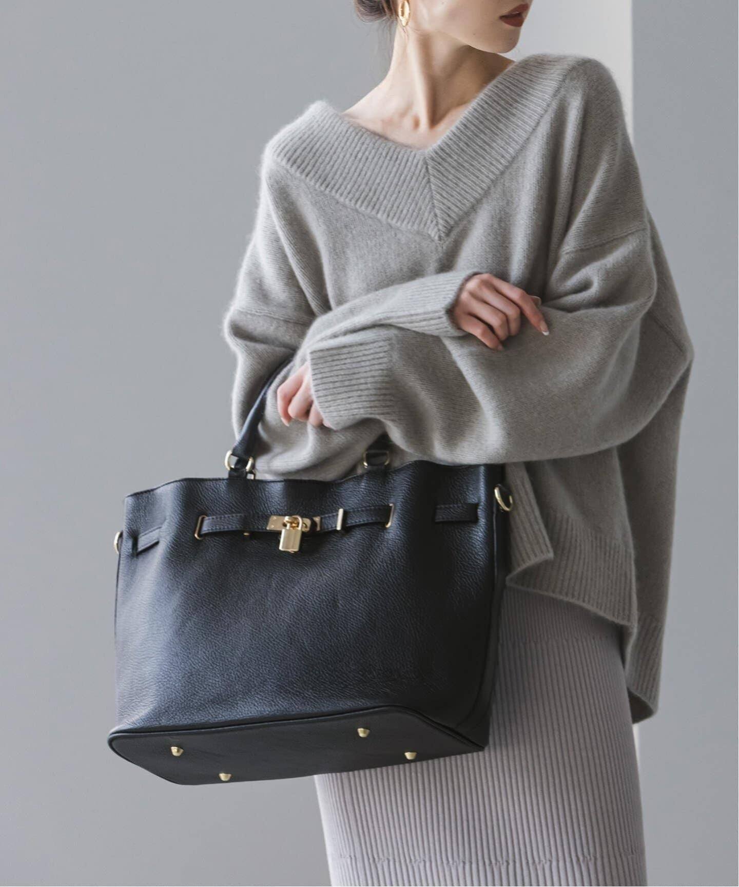 【ノーブル / スピック&スパン/NOBLE / Spick & Span】の《追加》MILOS/ミロス 金具付きトート インテリア・キッズ・メンズ・レディースファッション・服の通販 founy(ファニー) 　ファッション　Fashion　レディースファッション　Fashion for Women　バッグ　Bags　イタリア　Italy　コンパクト　Compact, Small Size　ショルダー　Shoulder, Shoulder Strap　スマート　Smart, Elegant　トレンド　Trend, Trending Now　ポケット　Pocket, Pocket Detail　再入荷　Restock / Back in Stock　おすすめ　Recommended / Our Picks　ビジネス 仕事 通勤　Business / Work / Commuting　ブラック|ID: prp329100004808970 ipo3291000000034900888