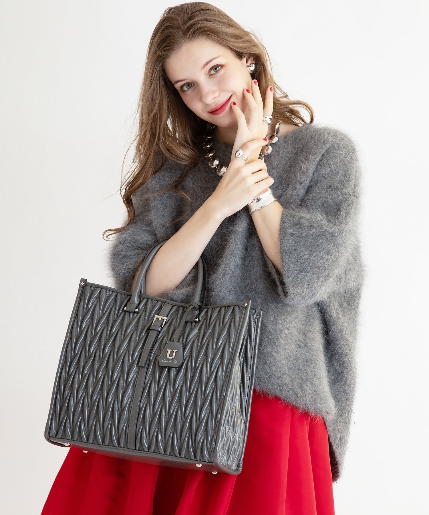 【イストワール/Histoire】のHistoire-U/Histoire-U/Mou Juliangle【ムー ジュリアングル】トートバッグ Lサイズ インテリア・キッズ・メンズ・レディースファッション・服の通販 founy(ファニー) ファッション Fashion レディースファッション Fashion for Women バッグ Bags イエロー Yellow コンパクト Compact, Small Size ショルダー Shoulder, Shoulder Strap シルバー Silver, Metallic Silver 財布 Wallet, Purse デニム Denim, Jeans Material ポケット Pocket, Pocket Detail 夏 Summer エレガント 上品 Elegant ビジネス 仕事 通勤 Business / Work / Commuting 2025年 2025 2025-2026秋冬・A/W Autumn/Winter 2025–26 AW25–26 GY|ID: prp329100004809072 ipo3291000000034901660