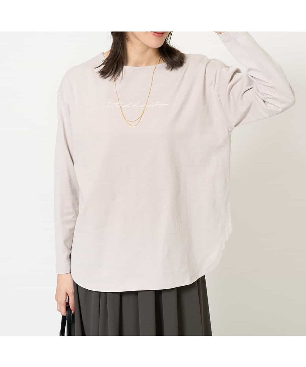 【アー ヴェー ヴェー/a.v.v】のハンドレター調ロゴ刺繍ロンT 人気、トレンドファッション・服の通販 founy(ファニー) 　ファッション　Fashion　レディースファッション　Fashion for Women　トップス・カットソー　Cut & Sew Tops　ロングTシャツ・Tシャツ　Longline T-Shirts & Tees　インナー　Innerwear　春　Spring　シンプル　Simple, Minimal　スウェット / スエット　Sweatshirt, Sweatwear　デコルテ　Décolleté, Neckline　ハンド　Hand, Handmade　ベーシック　Basic, Essential　再入荷　Restock / Back in Stock　おすすめ　Recommended / Our Picks　 other-1|ID: prp329100004809086 ipo3291000000034901756