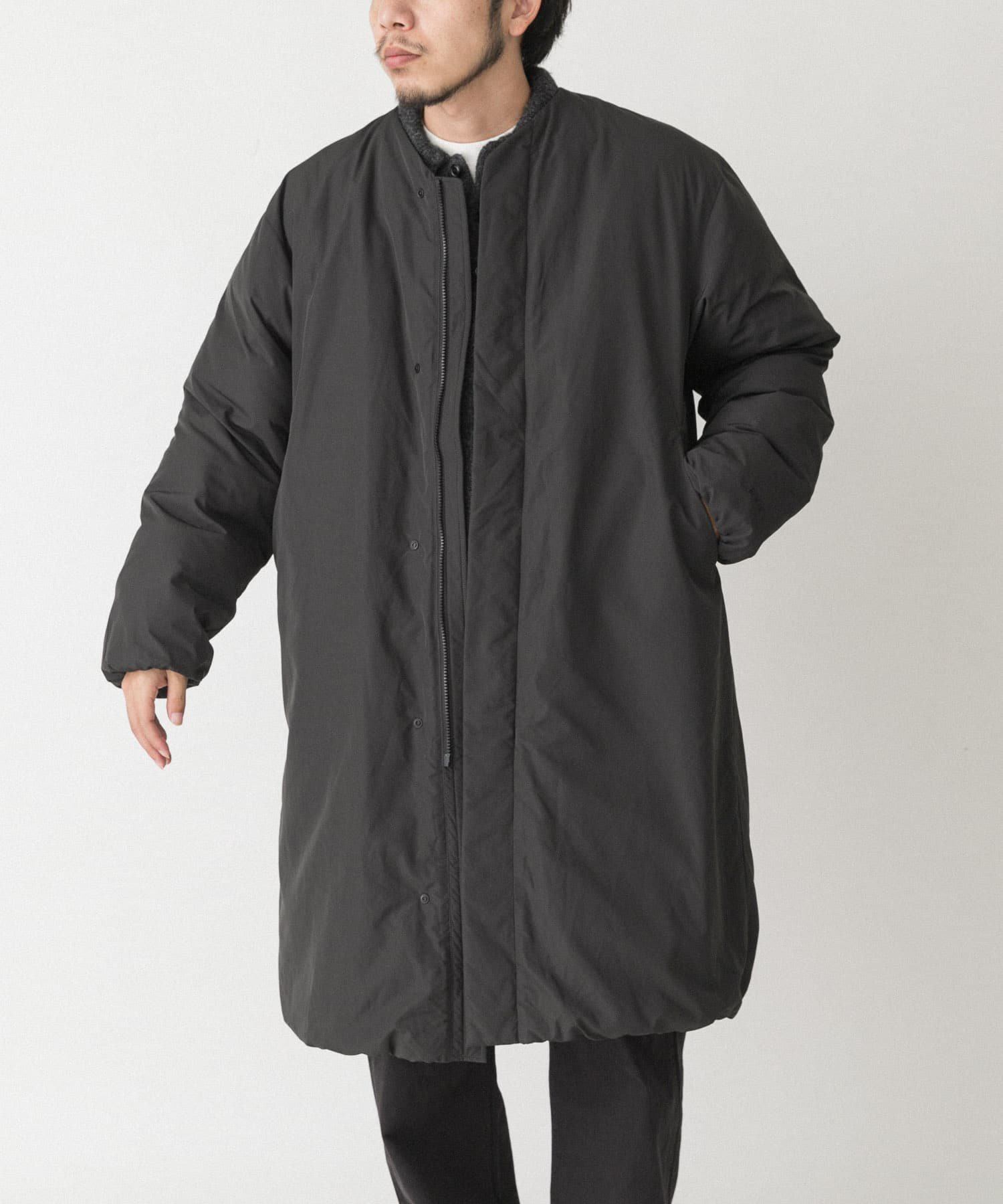 【アーバンリサーチ ドアーズ/URBAN RESEARCH DOORS / MEN】の『UR TECH』インサレーションコート インテリア・キッズ・メンズ・レディースファッション・服の通販 founy(ファニー) ファッション Fashion メンズファッション Fashion for Men インナー Innerwear ギャザー Gathered, Ruffled 軽量 Lightweight, Ultra Light ドット Polka Dot, Dot Pattern フロント Front, Front Design ロング Long, Long-Length A/W・秋冬 Autumn/Winter 冬 Winter / This Winter 2025年 2025 2025-2026秋冬・A/W Autumn/Winter 2025–26 AW25–26 チャコール|ID: prp329100004809097 ipo3291000000034901829