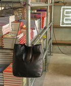 【フリークスストア/FREAK'S STORE】のゴートレザー 2WAY トートバッグ / ヤギ革 / 撥水レザー 25AW 人気、トレンドファッション・服の通販 founy(ファニー) ファッション Fashion レディースファッション Fashion for Women バッグ Bags 軽量 Lightweight, Ultra Light ショルダー Shoulder, Shoulder Strap シンプル Simple, Minimal フォルム Silhouette, Form A/W・秋冬 Autumn/Winter 冬 Winter / This Winter ビジネス 仕事 通勤 Business / Work / Commuting 2025年 2025 2025-2026秋冬・A/W Autumn/Winter 2025–26 AW25–26 thumbnail ブラック|ID: prp329100004809105 ipo3291000000034901880