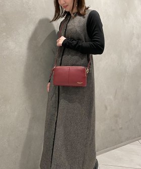 【サマンサタバサ プチチョイス/SamanTha Thavasa PeTiT Choice】のセンターステッチウォレットショルダー 人気、トレンドファッション・服の通販 founy(ファニー) ファッション Fashion レディースファッション Fashion for Women コイン Coin, Coin Design シンプル Simple, Minimal センター Center, Center Line ポケット Pocket, Pocket Detail ワンポイント One Point, Statement Accent 財布 Wallet, Purse |ID:prp329100004809116
