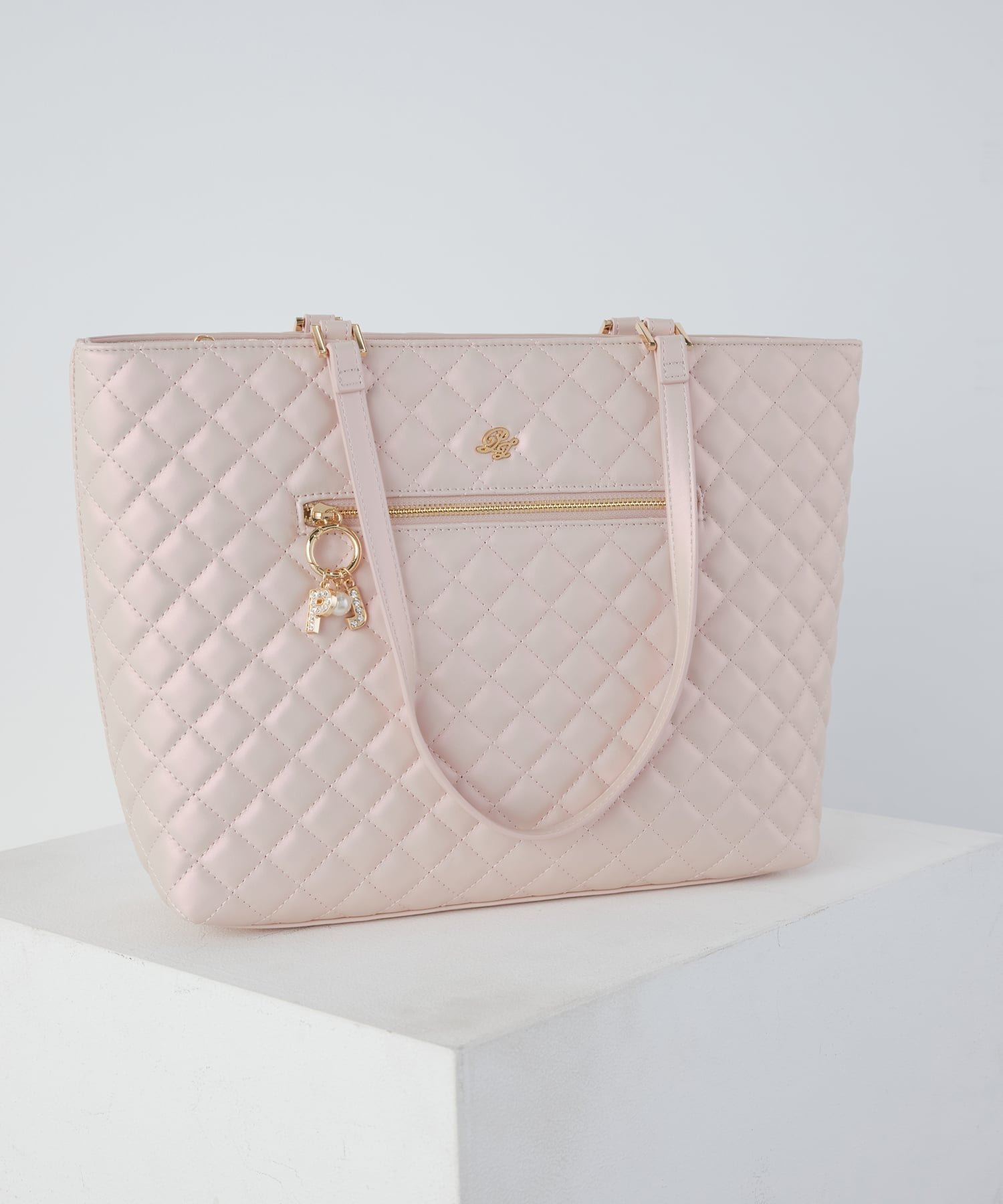 【エルガス/ELGAES】のトートバッグ A4対応 PJA-B1260 キルティング インテリア・キッズ・メンズ・レディースファッション・服の通販 founy(ファニー) ファッション Fashion レディースファッション Fashion for Women バッグ Bags アニマル Animal Print キルティング Quilted, Quilting コレクション Collection, Seasonal Line シンプル Simple, Minimal スタイリッシュ Stylish, Fashionable ストーン Stone, Gem-Like チャーム Charm, Pendant パターン Pattern, Design Print パール Pearl, Pearl Accent フラワー Flower, Floral ベーシック Basic, Essential ポケット Pocket, Pocket Detail モチーフ Motif, Design Theme エレガント 上品 Elegant ビジネス 仕事 通勤 Business / Work / Commuting ピンク|ID: prp329100004809157 ipo3291000000034902253