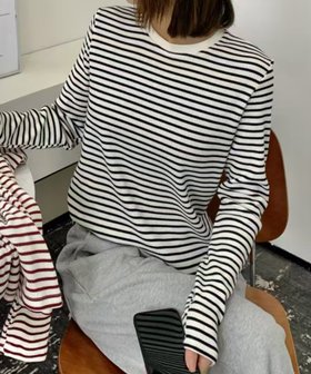 【アイモハ/aimoha】のaimoha -select-/ボーダーカジュアルTシャツ 人気、トレンドファッション・服の通販 founy(ファニー) ファッション Fashion レディースファッション Fashion for Women トップス・カットソー Cut & Sew Tops シャツ・ブラウス・オフィスカジュアル Elegant Blouses & Button-Ups ロングTシャツ・Tシャツ Longline T-Shirts & Tees カーディガン Cardigan, Knitwear クラシック Classic, Timeless Style シンプル Simple, Minimal ジャケット Jacket, Outerwear スタイリッシュ Stylish, Fashionable スニーカー Sneakers, Trainers デニム Denim, Jeans Material ボーダー Border, Stripe リラックス Relax, Relaxed Fit |ID:prp329100004809198